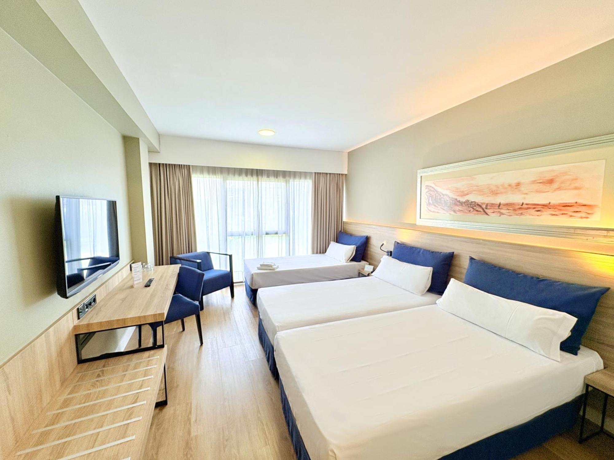 Twin Room Extra Bed