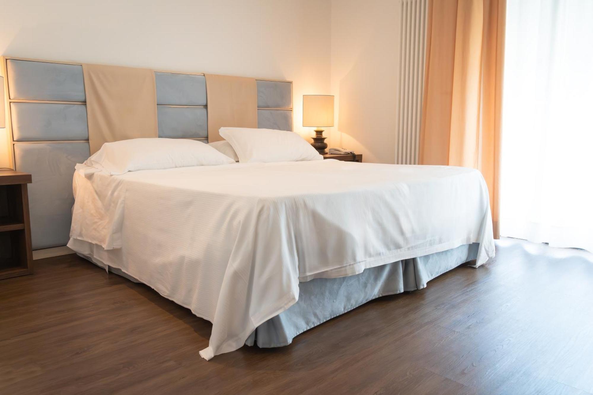 Classic Single Room