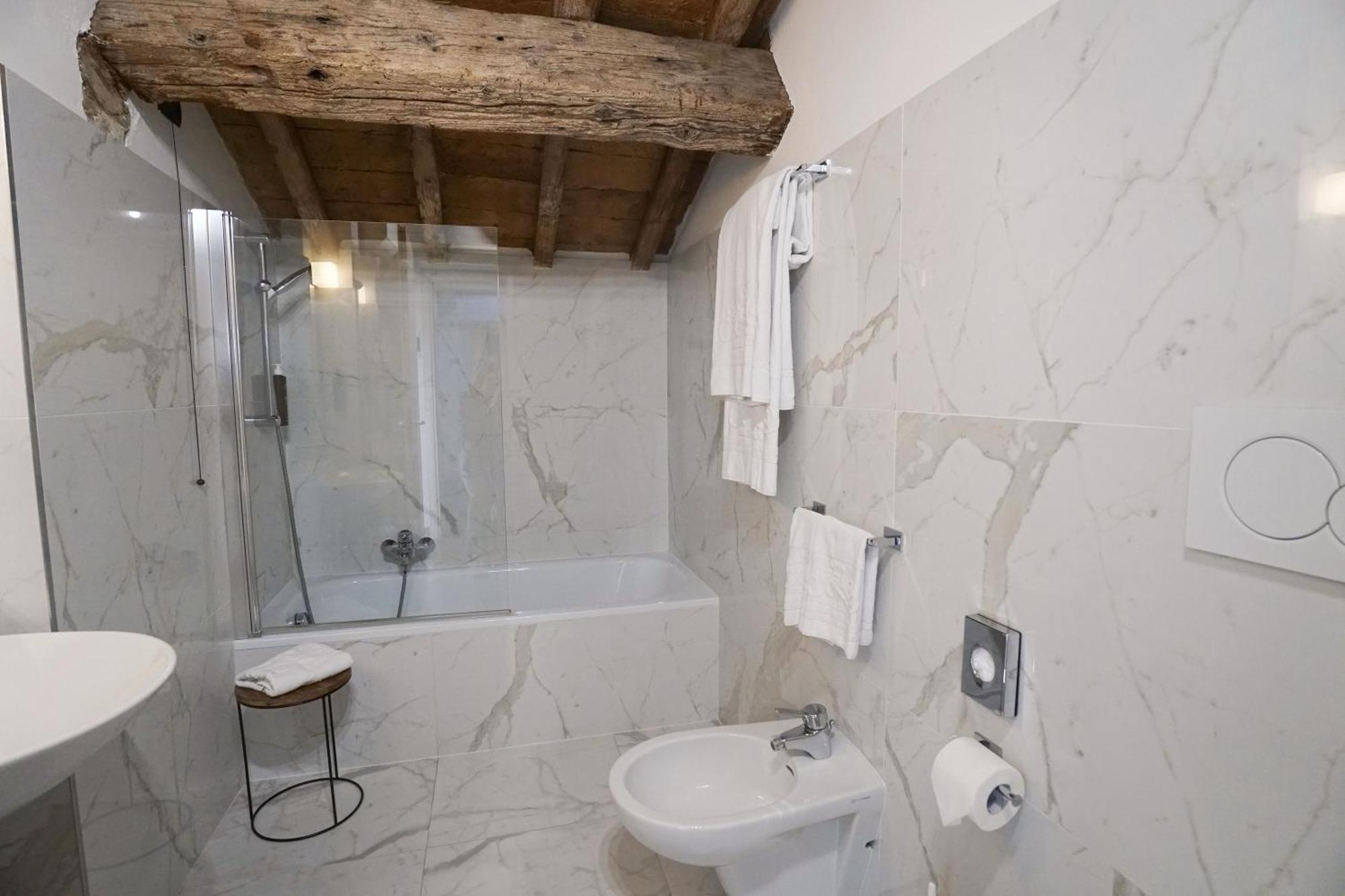 Twin Attic Room