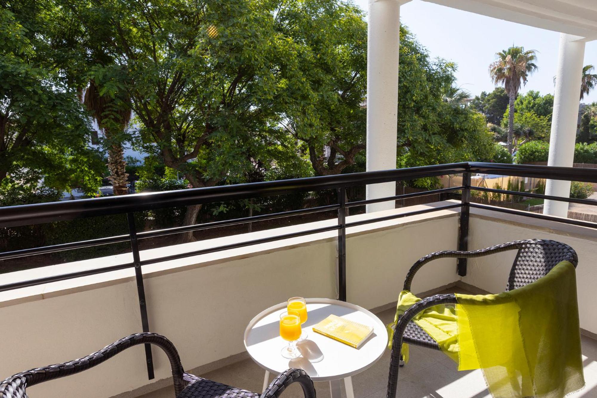 Suite Apartment Garden View