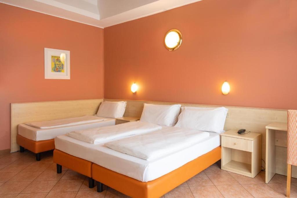 Triple Room Mountain View