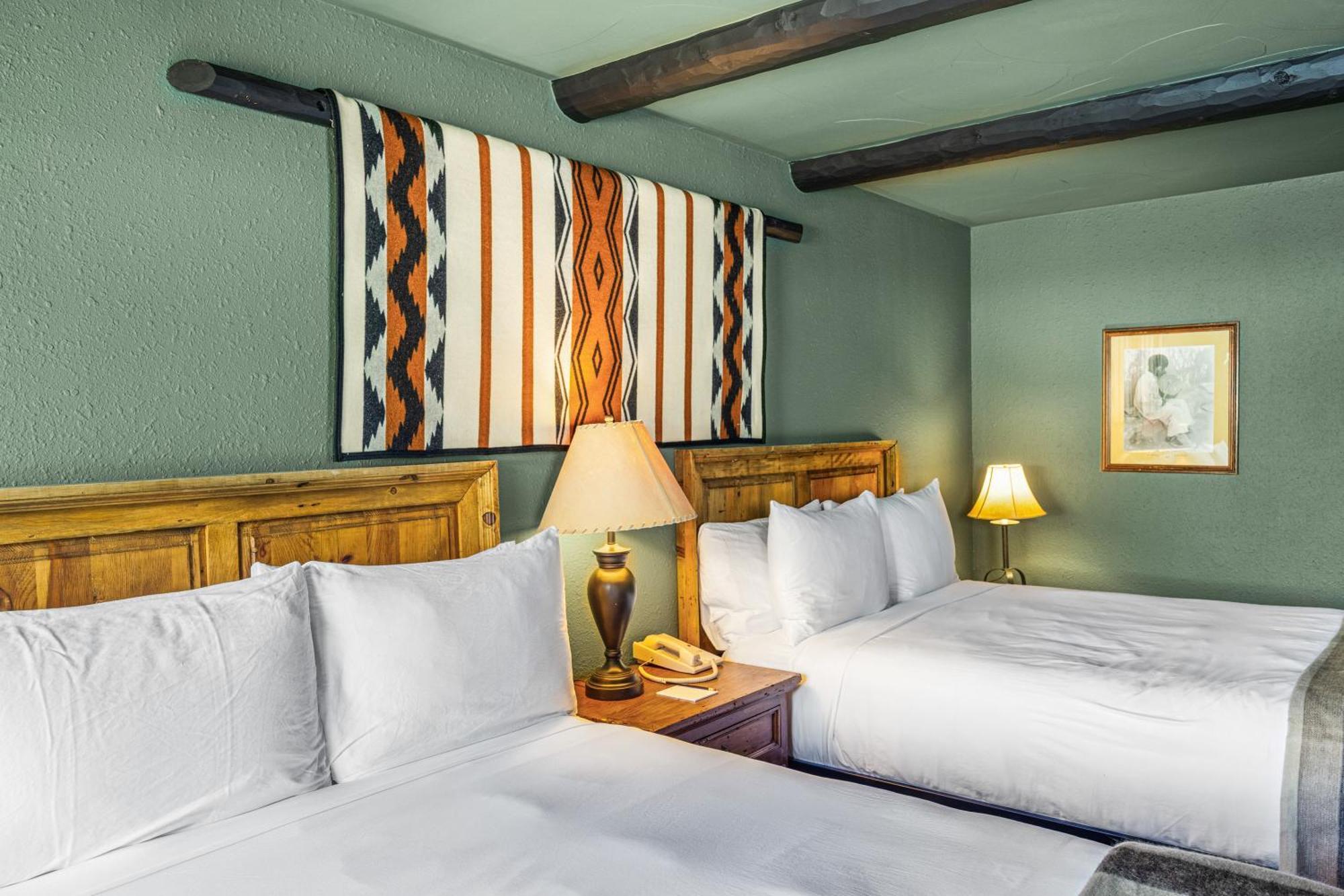 Queen Room Two Queen Beds