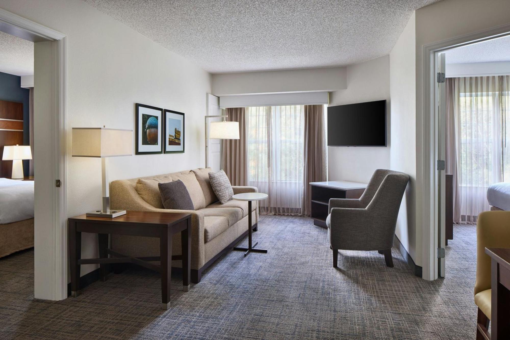 Two-Bedroom Suite,1706810205:JPEG