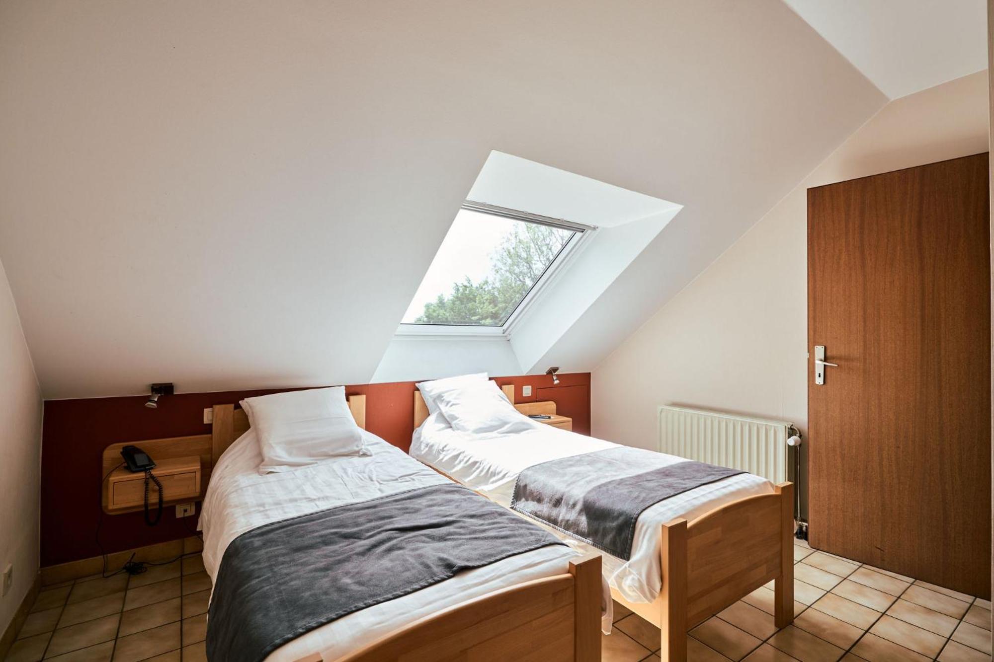 Two-Bedroom Apartment,1706810331:JPEG