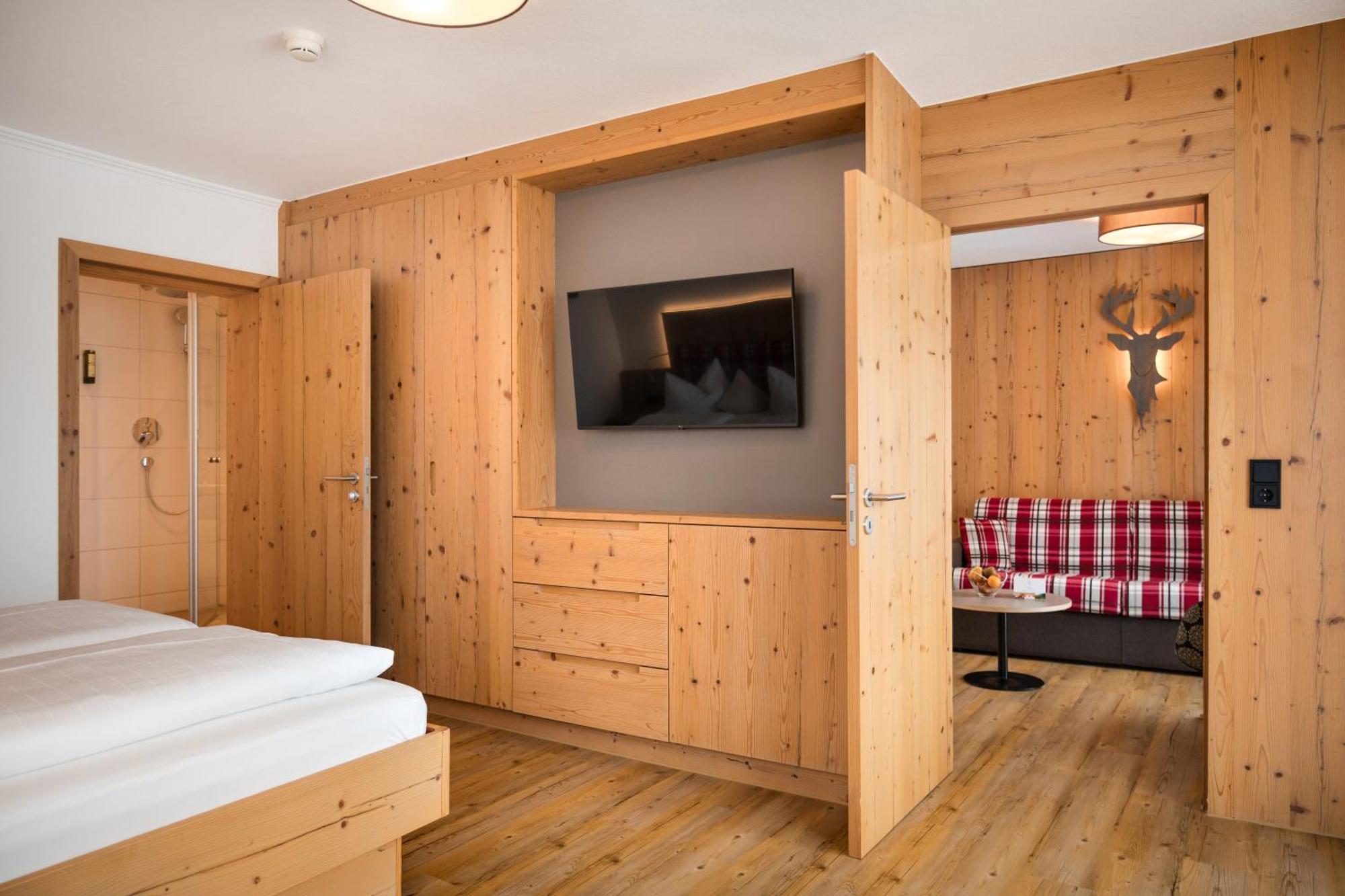 Deluxe Junior Suite