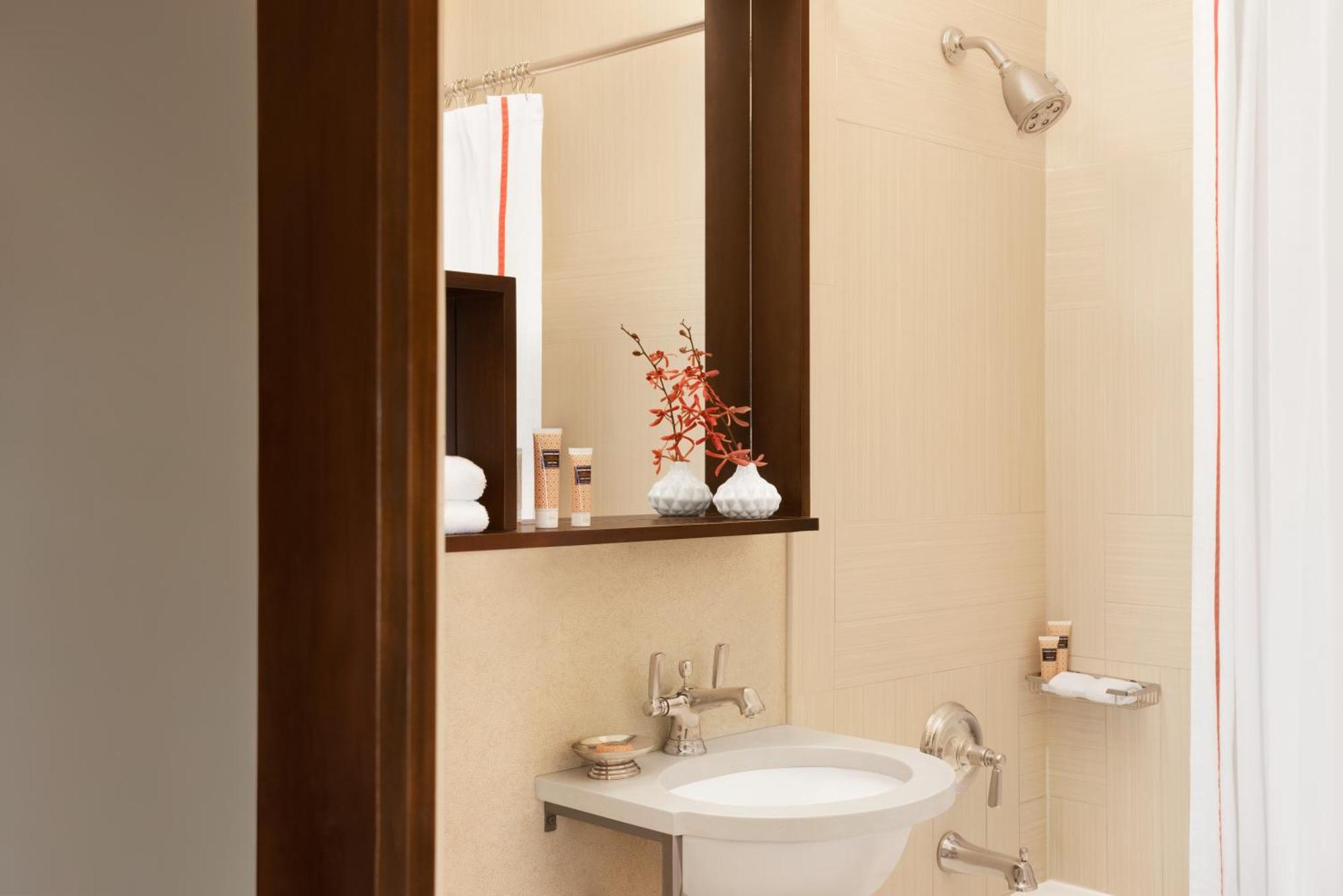 Double Room,1706828821:JPEG