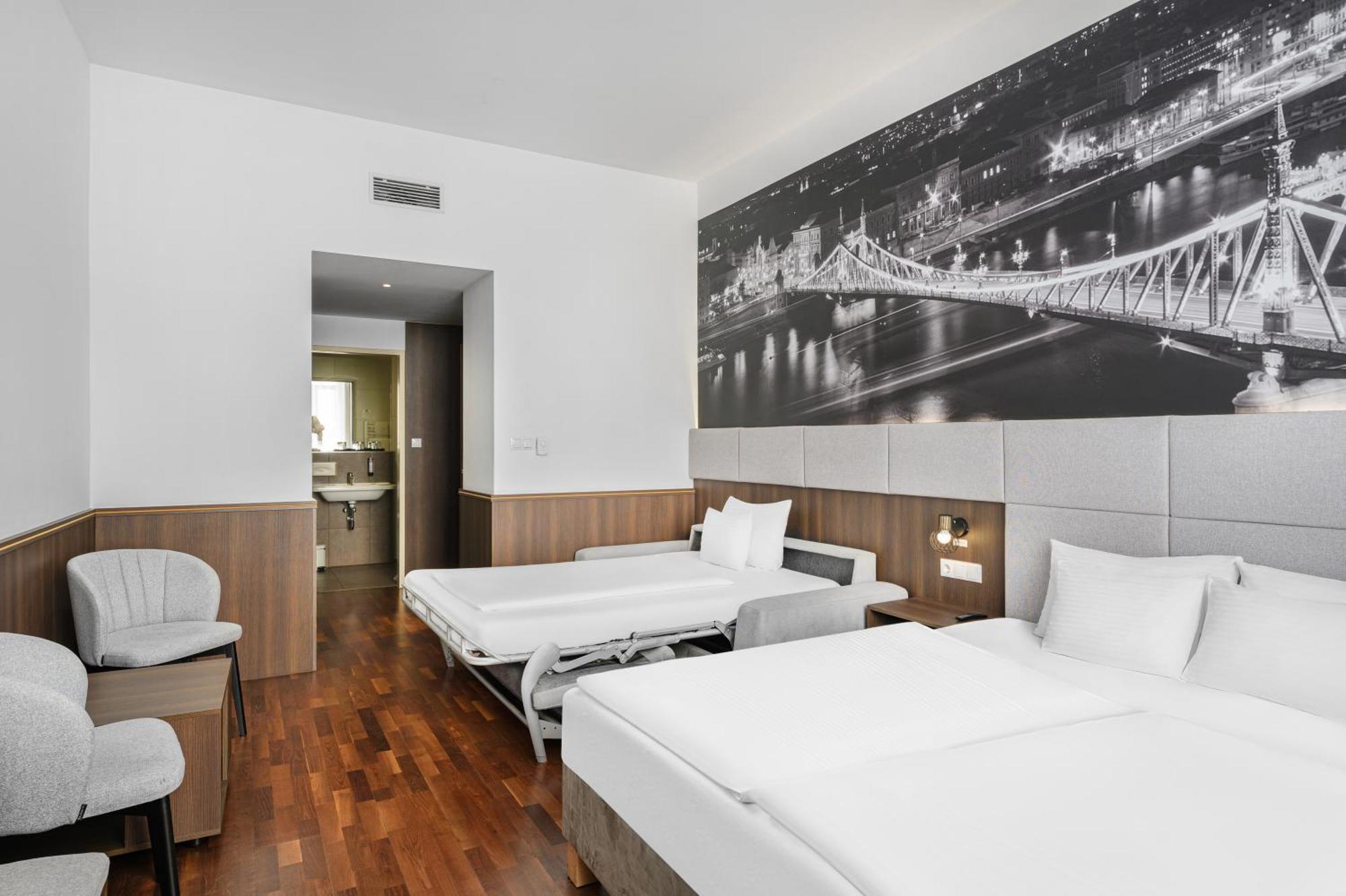 Superior Double Room Extra Bed