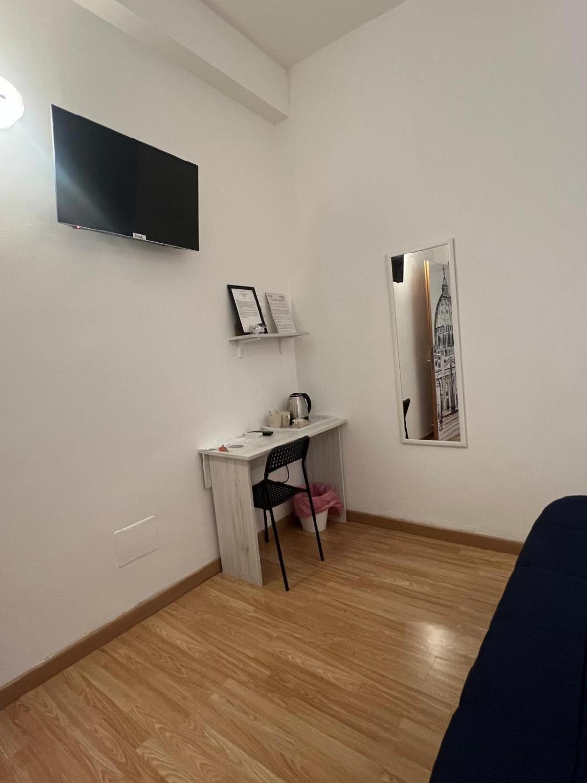 Double Room,1706900094:JPEG