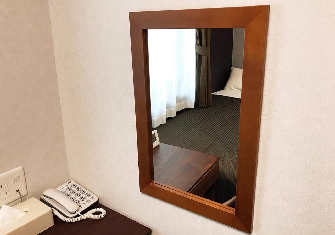 Twin Room A Non-Smoking