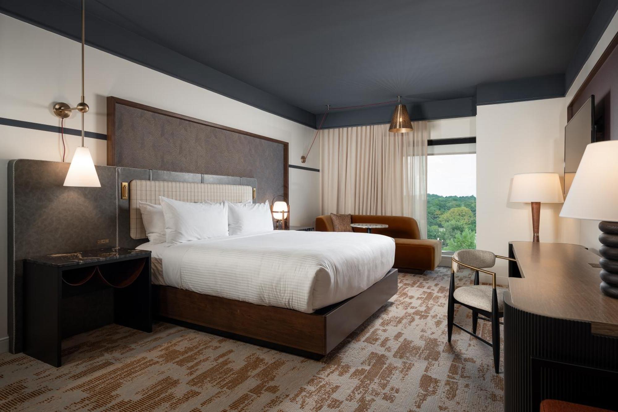 Standard King Room