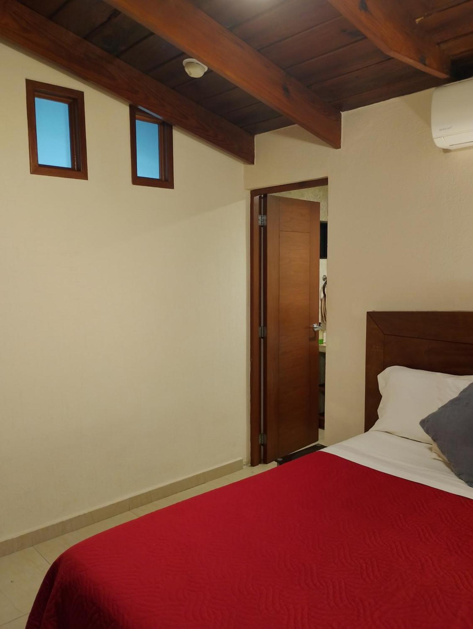 Double Room Private Bathroom