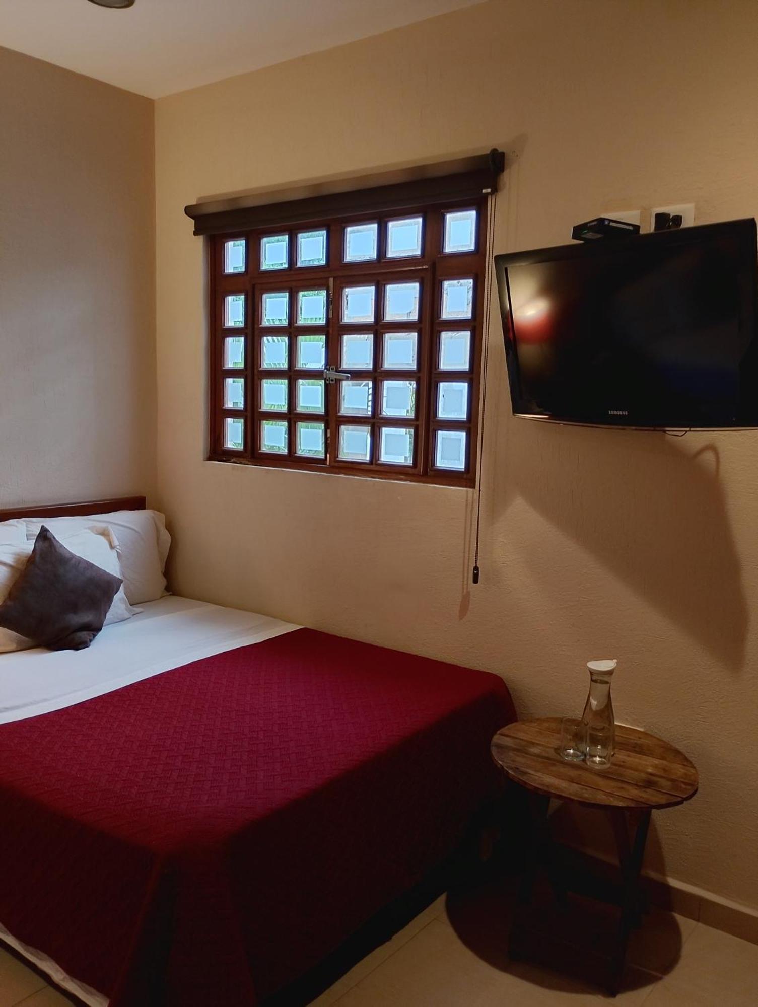 Twin Room Private Bathroom
