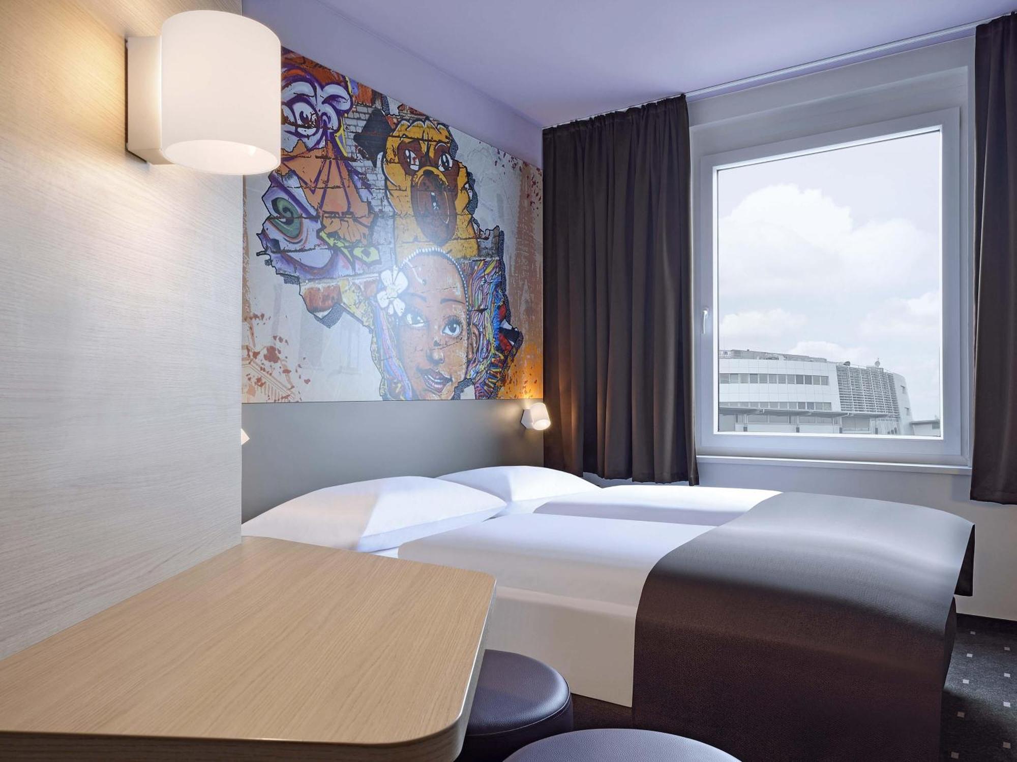 Double Room,1707023751:JPEG