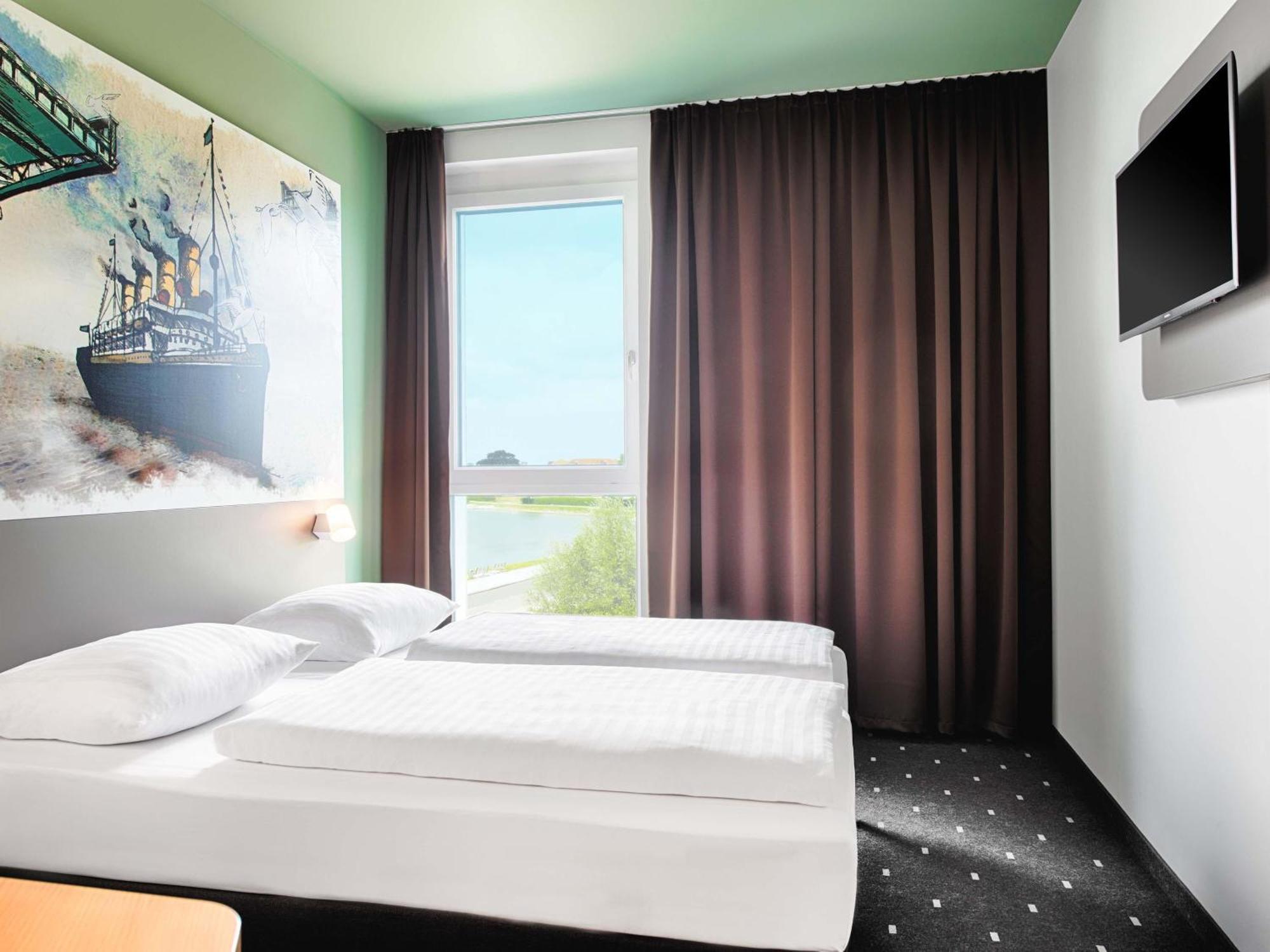 Twin Room,1707026857:JPEG