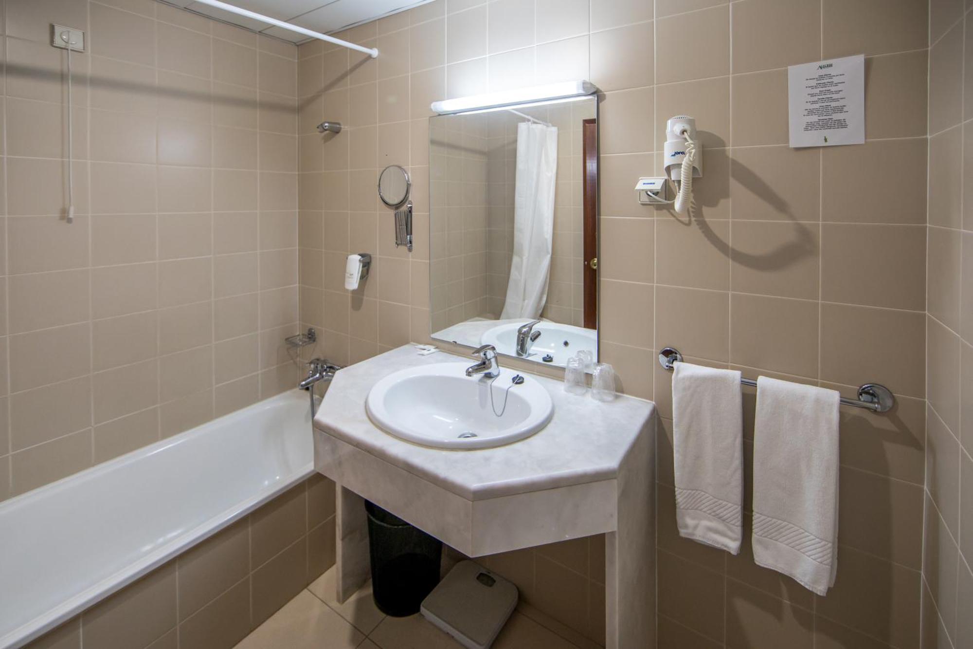 Double or Twin Room,1707034465:JPEG