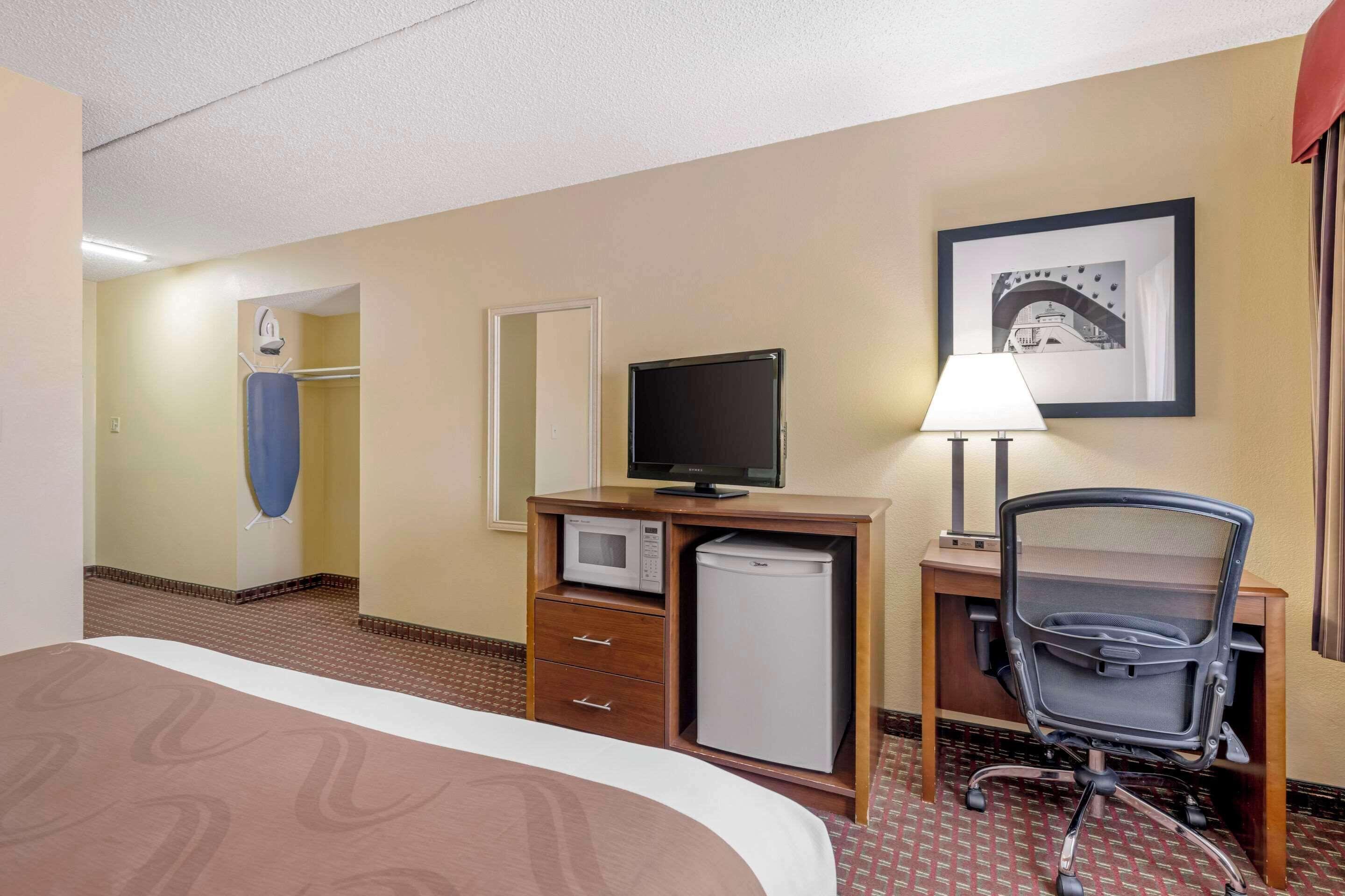 Queen Room
