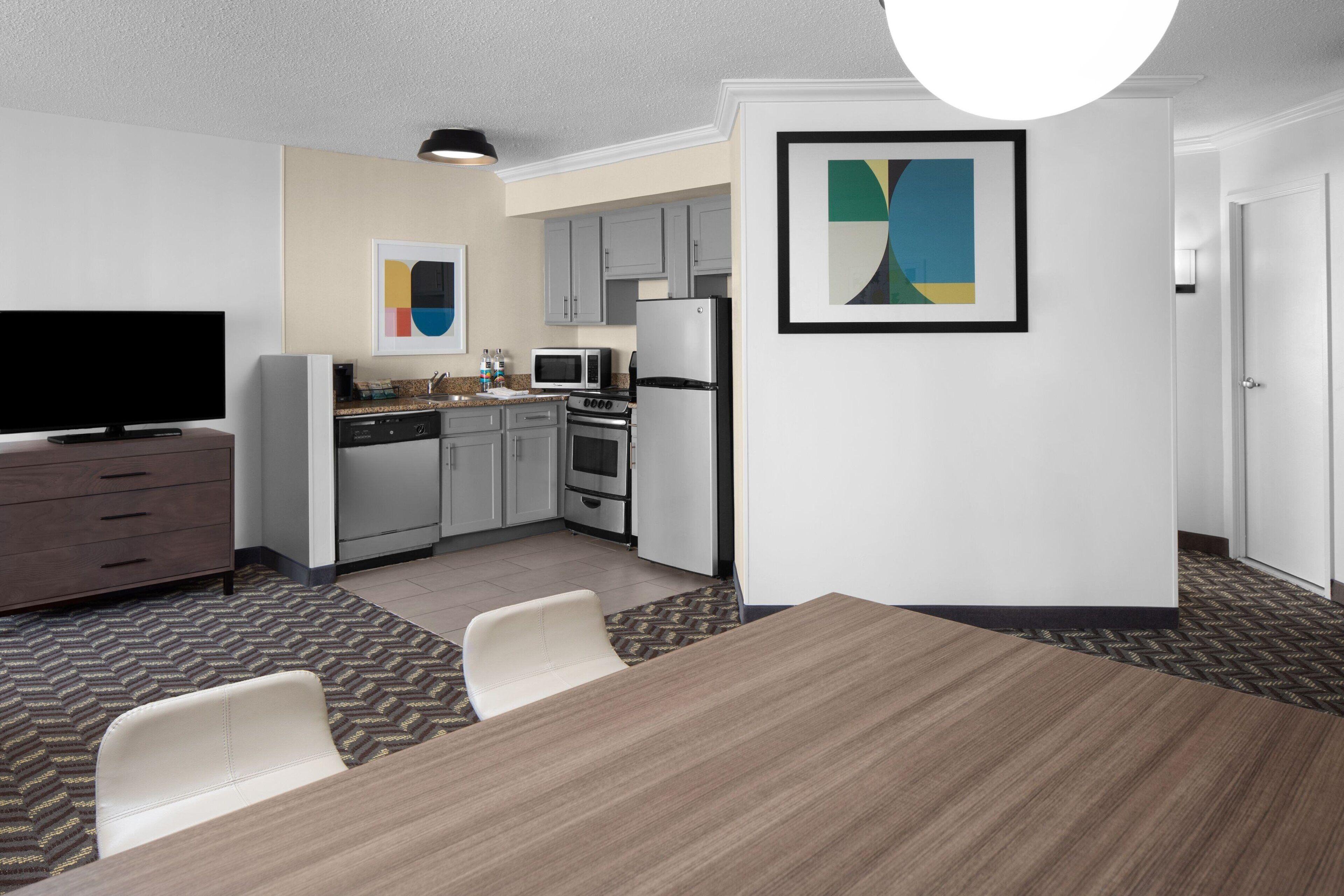 Two-Bedroom Suite,1522412245:JPEG