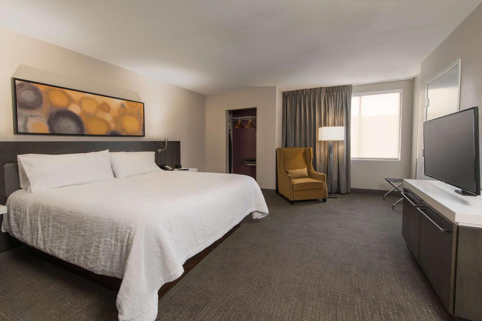 King Room - Hearing Access,1552177519:JPEG