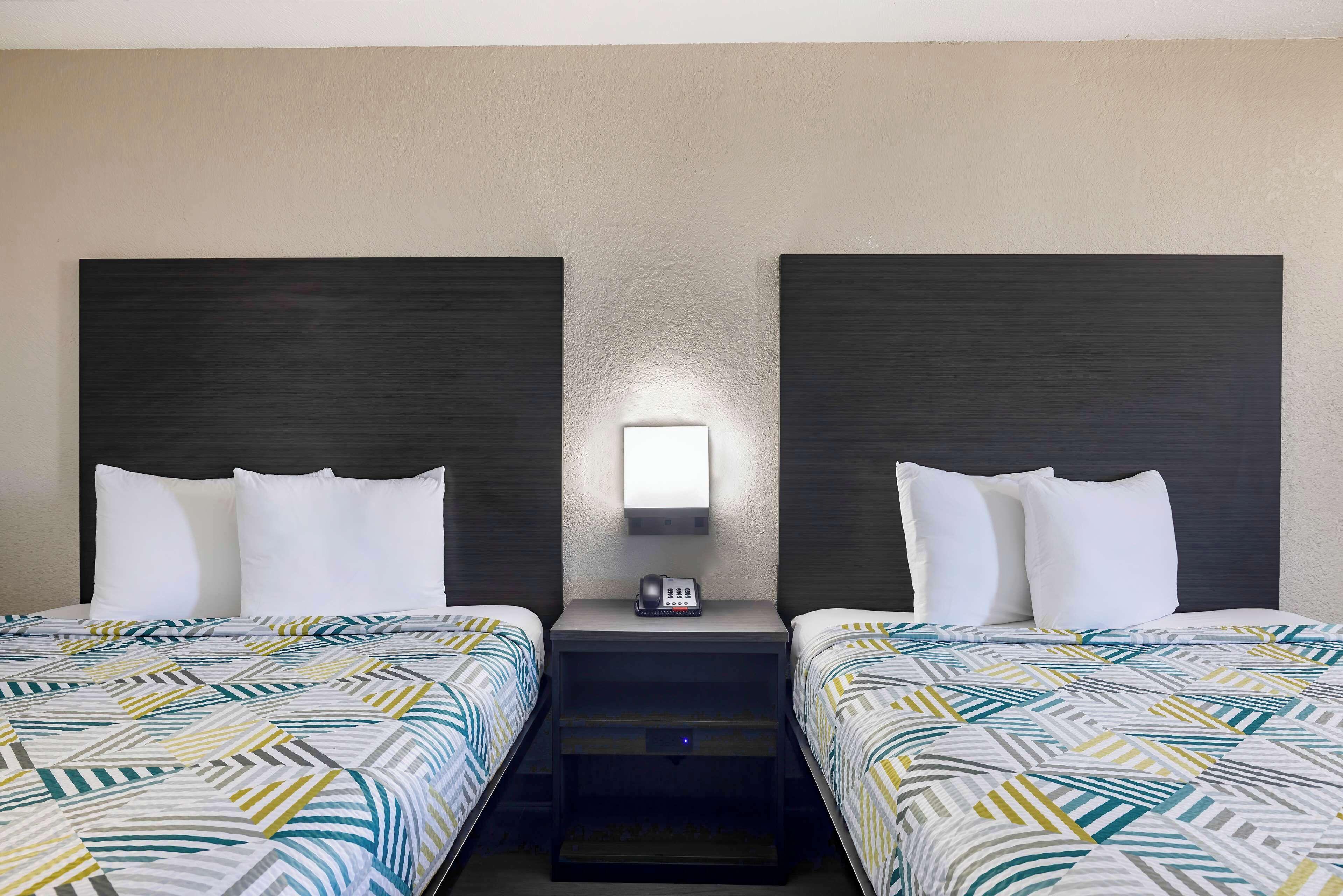 Queen Room with Two Queen Beds - Non-Smoking