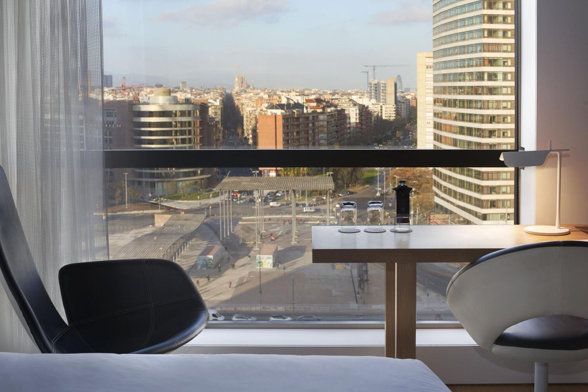 Deluxe Double Room City View