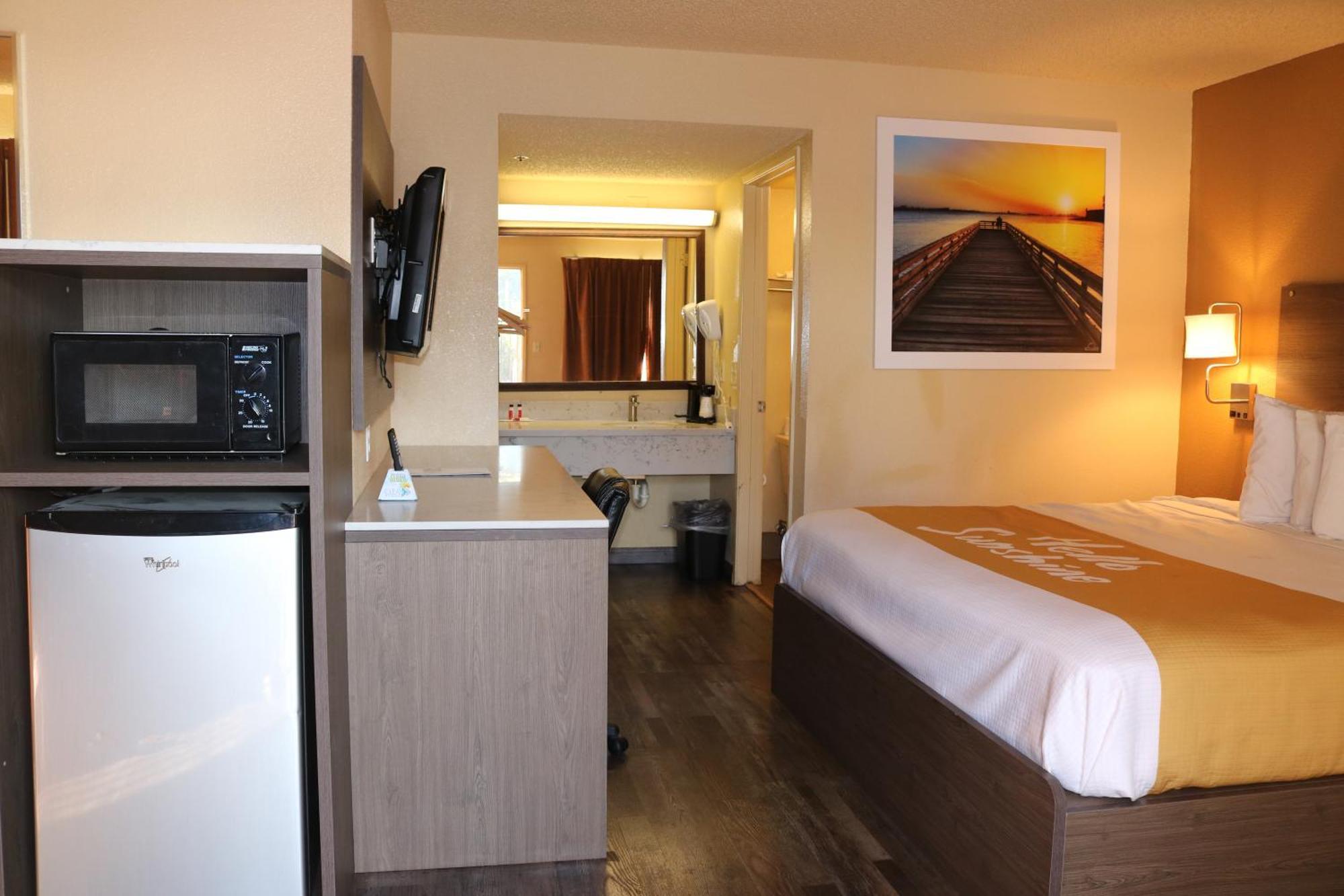 King Room Disability Access or Non-Smoking