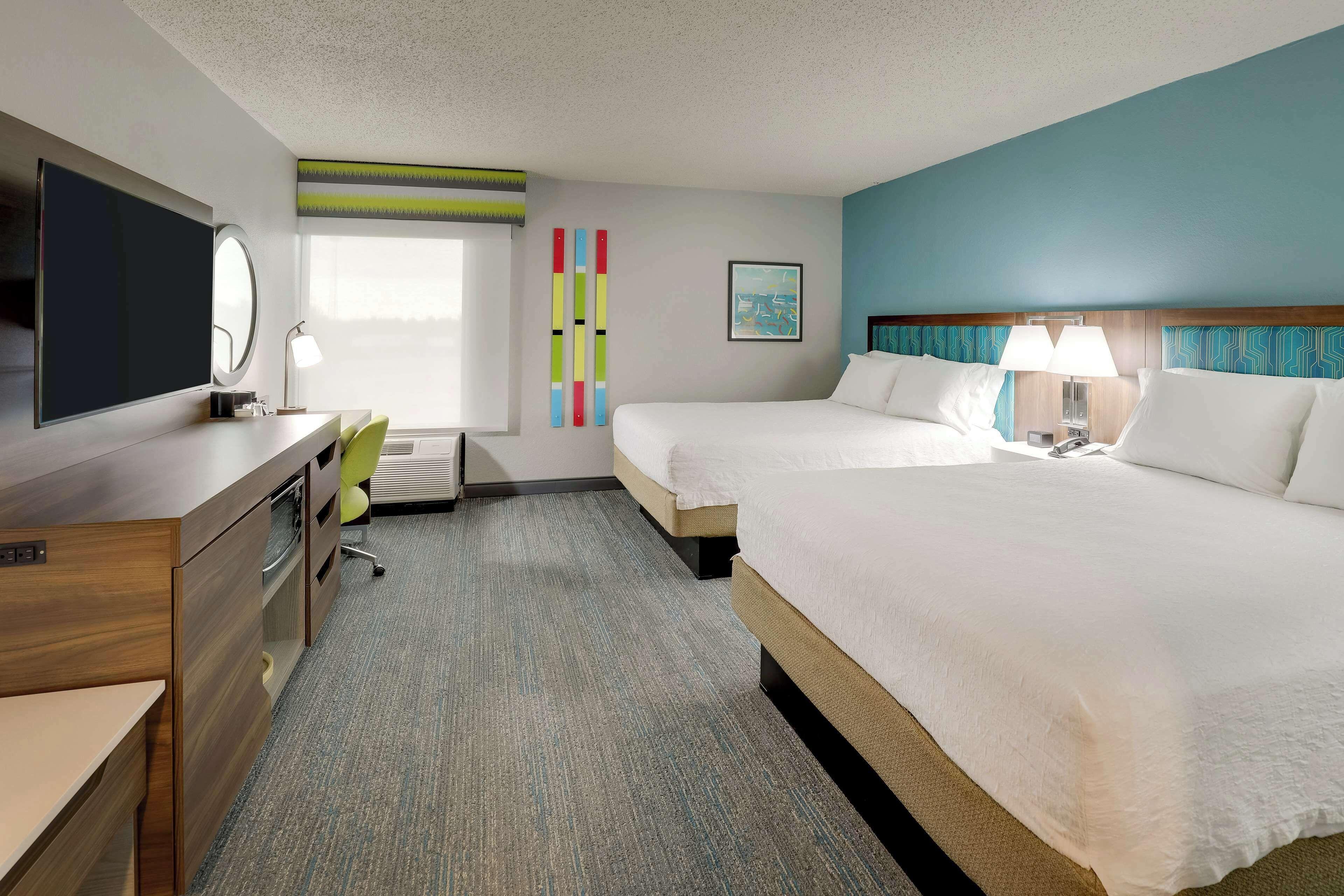 Room Two Queen Beds Non-Smoking