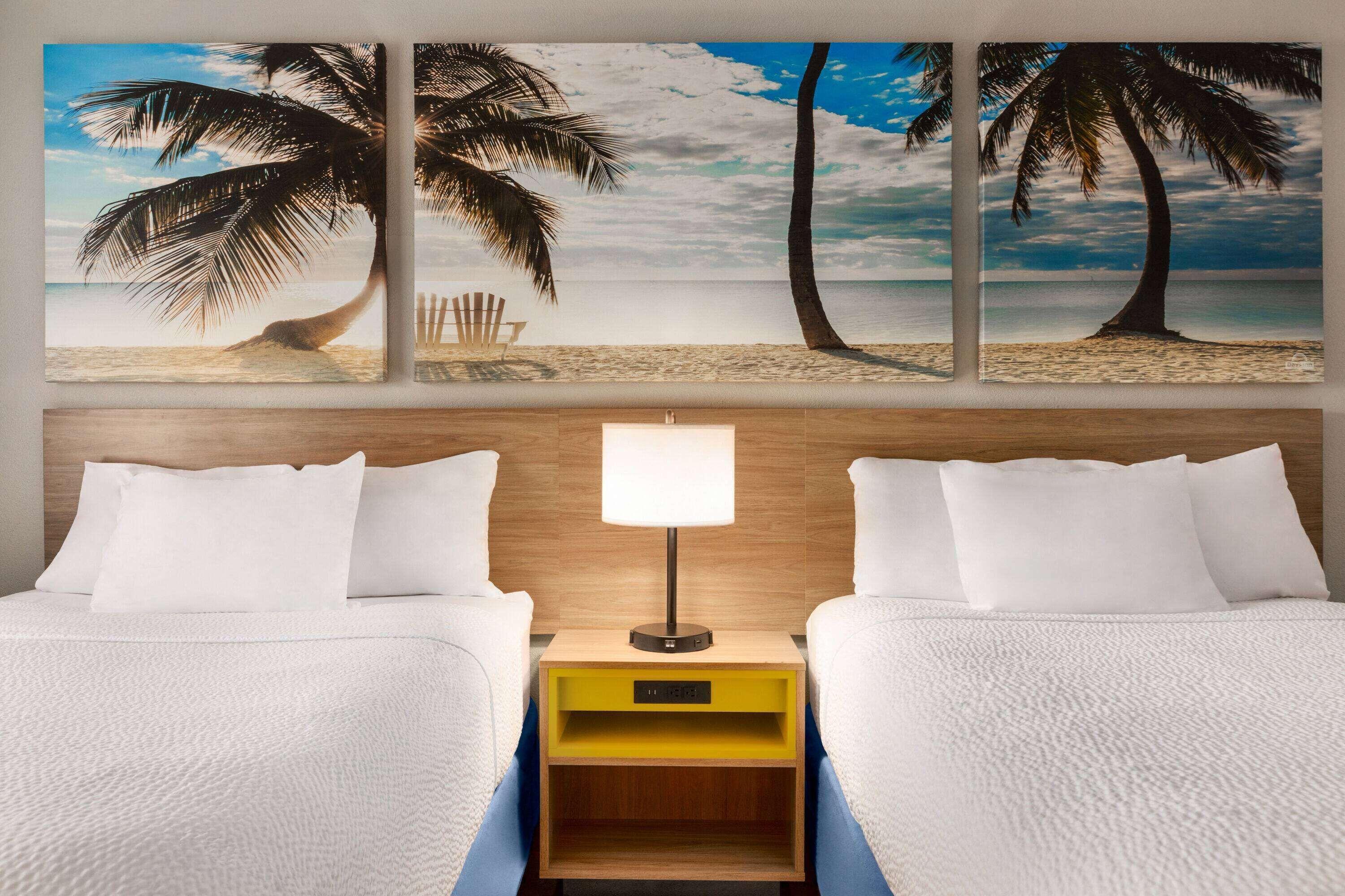 Deluxe Double Room Two Double Beds Non-Smoking