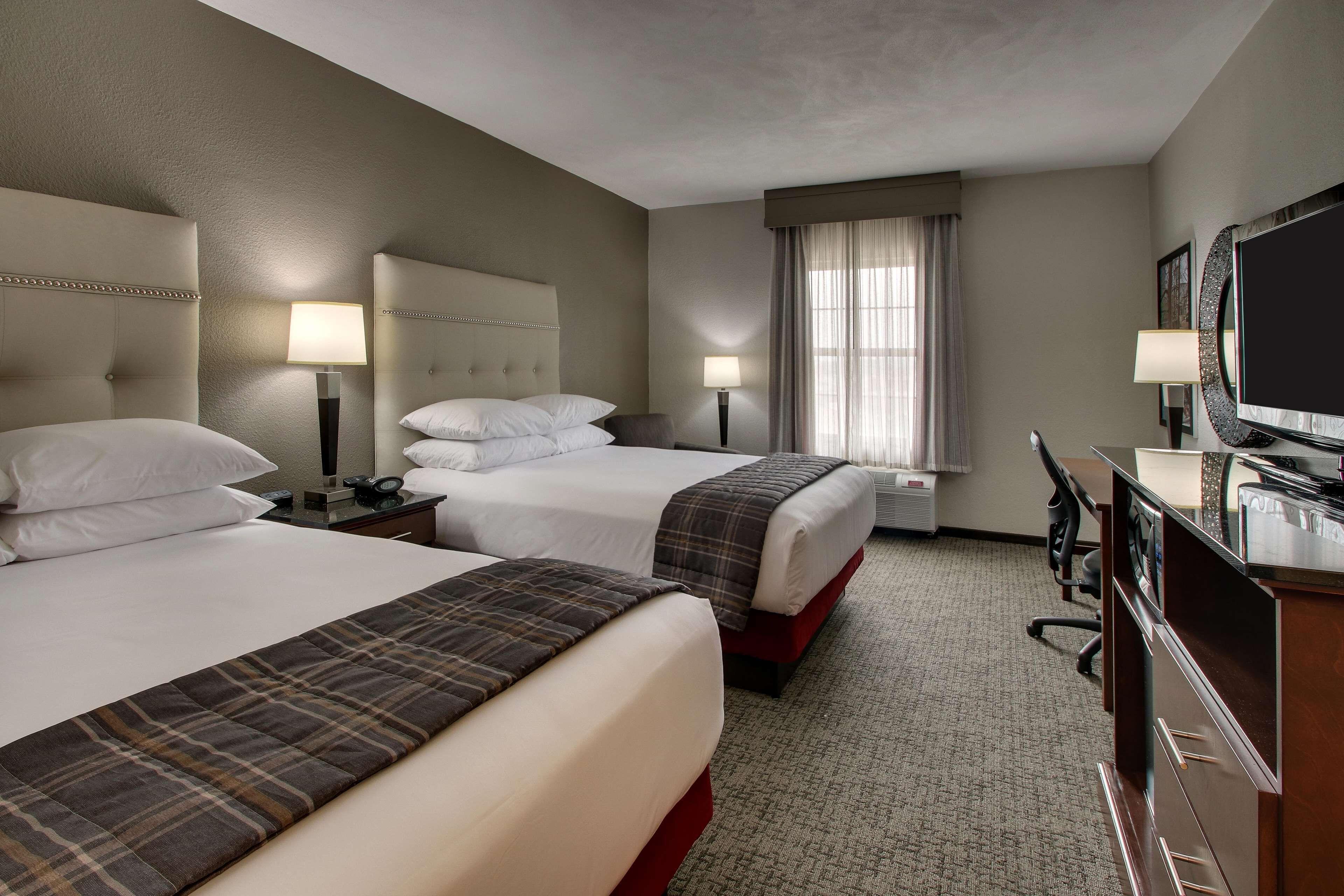 Deluxe Queen Room Two Queen Beds
