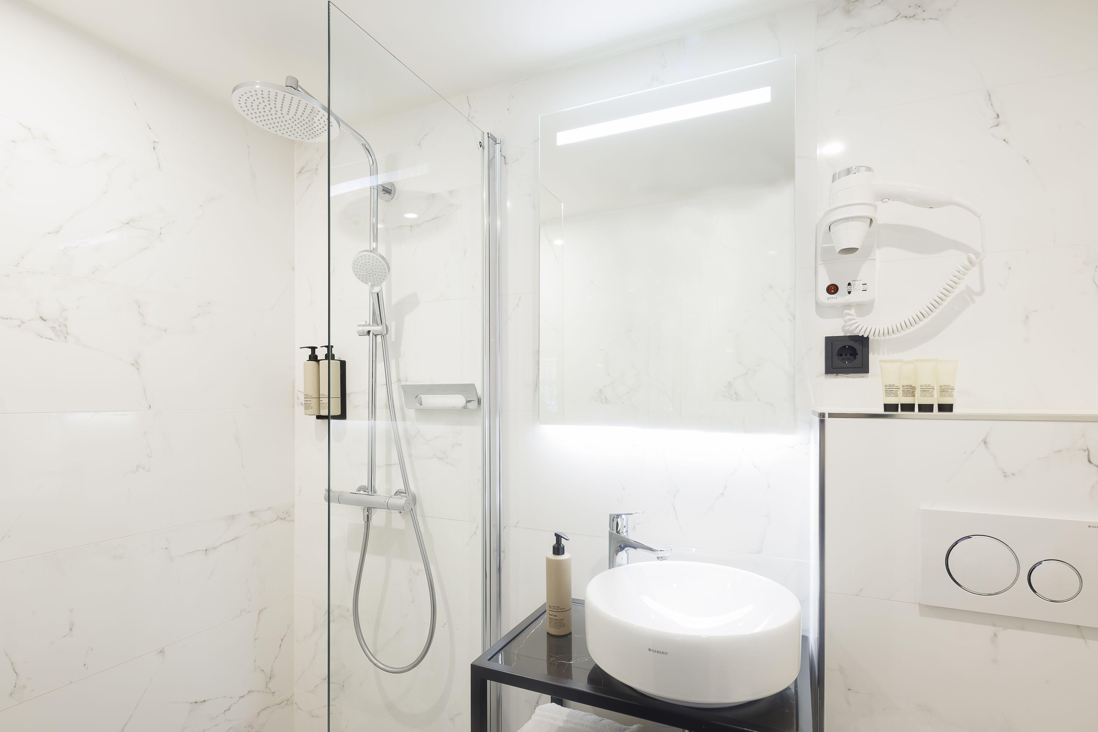 Small Twin Room