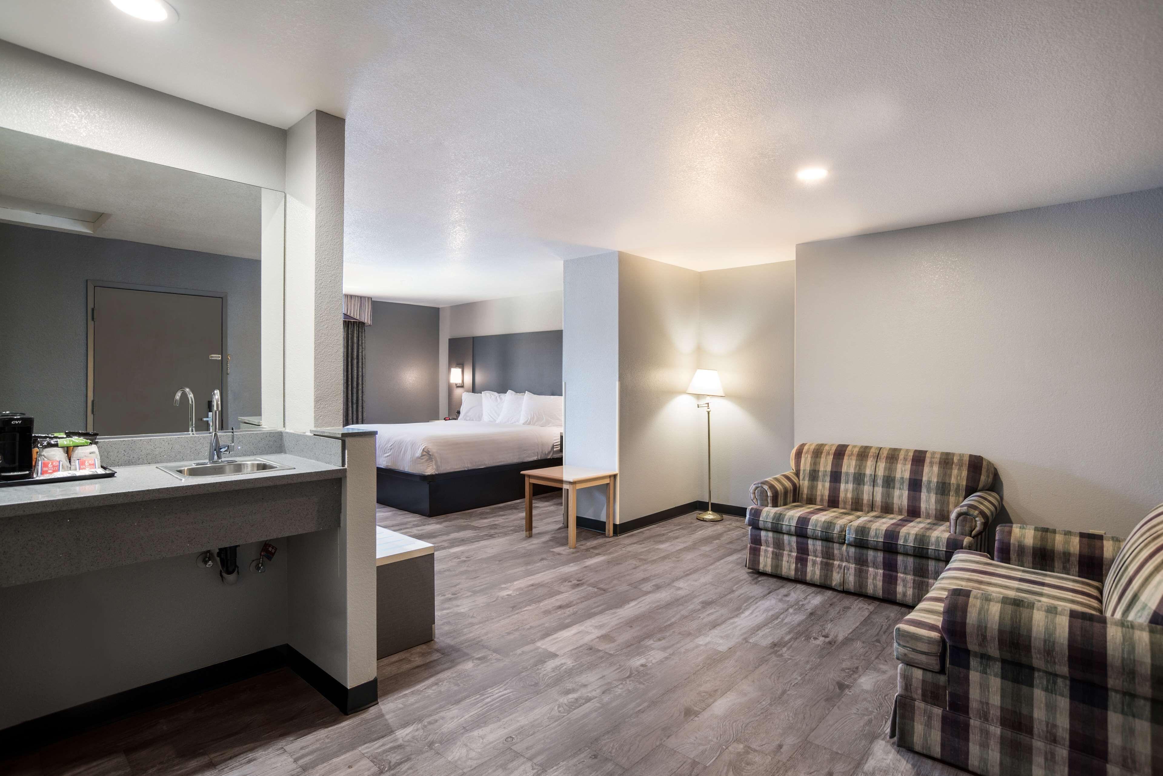 King Suite Spa Bath Non-Smoking