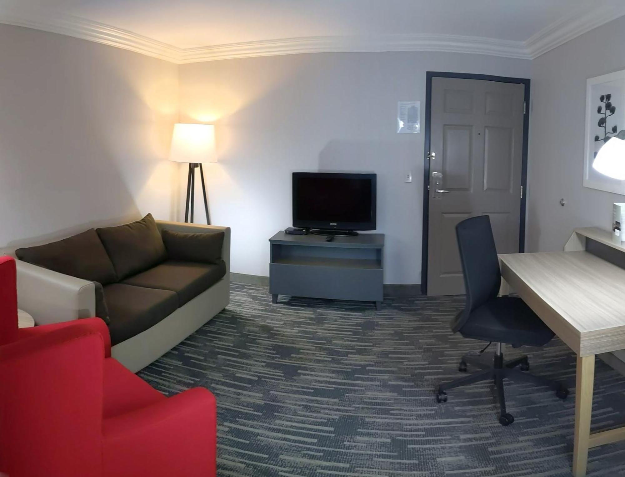 One-Bedroom King Suite Sofa Bed Non-Smoking