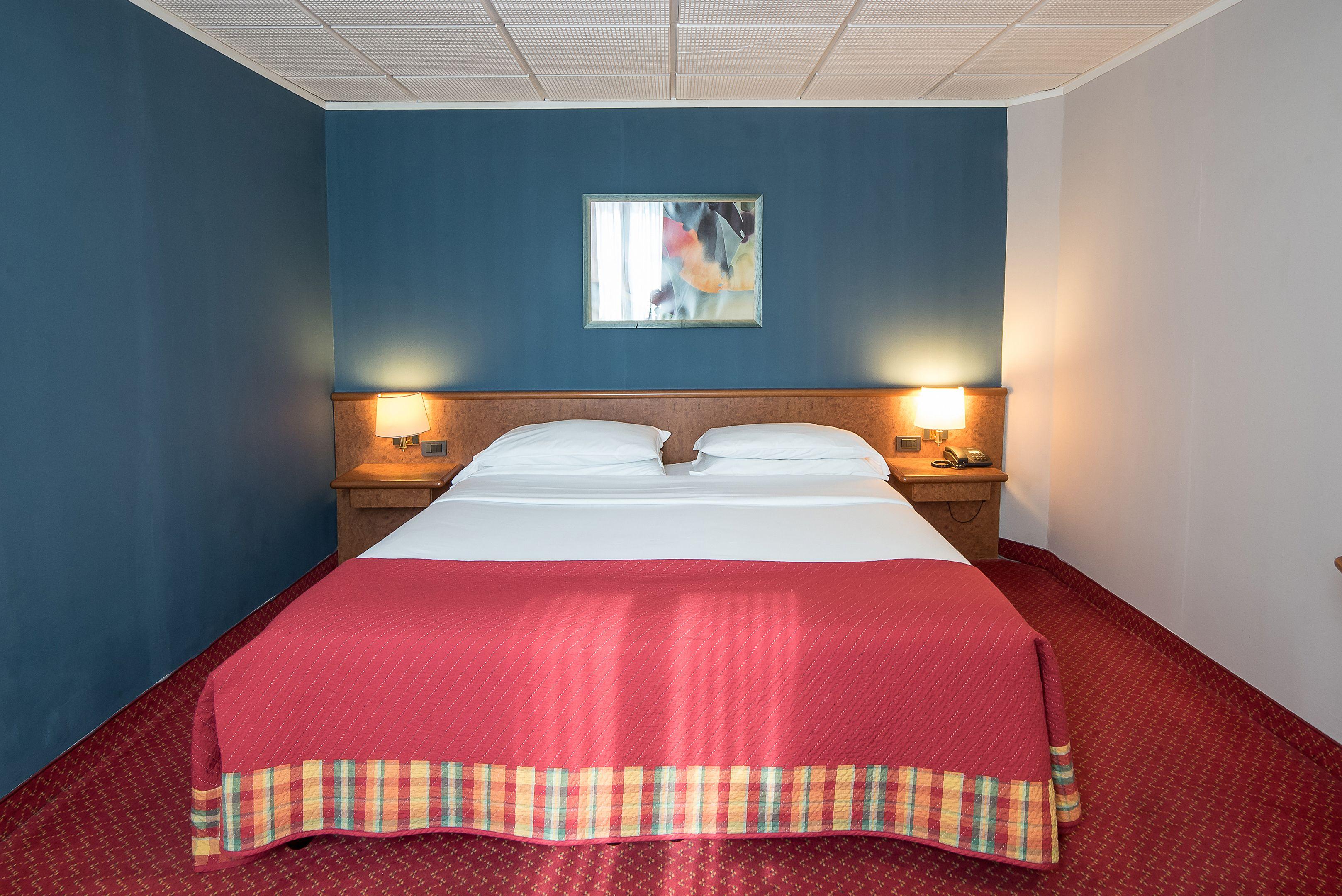 Double Room,1279704790:JPEG