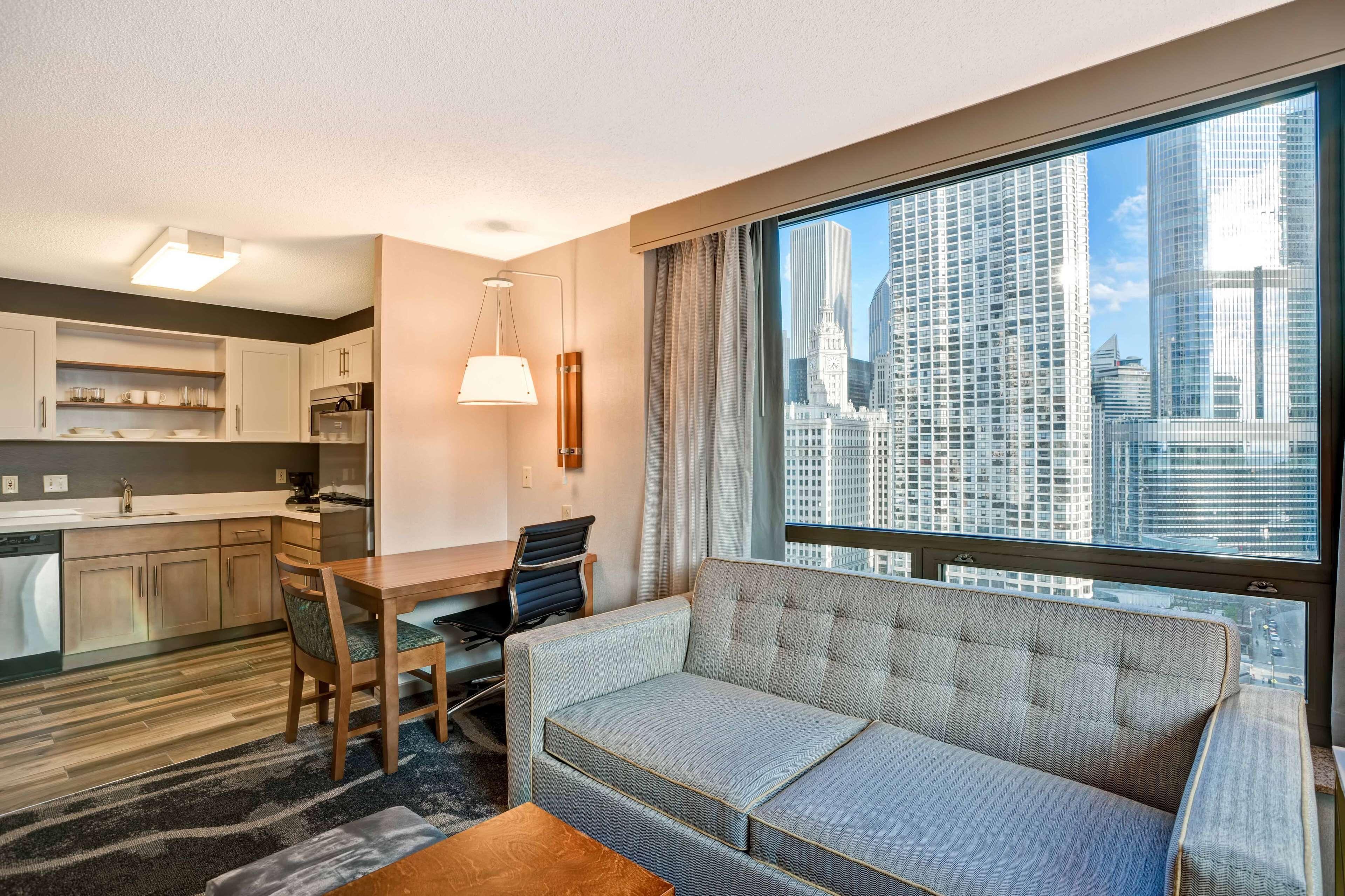 King Corner Suite Sofa Bed City View