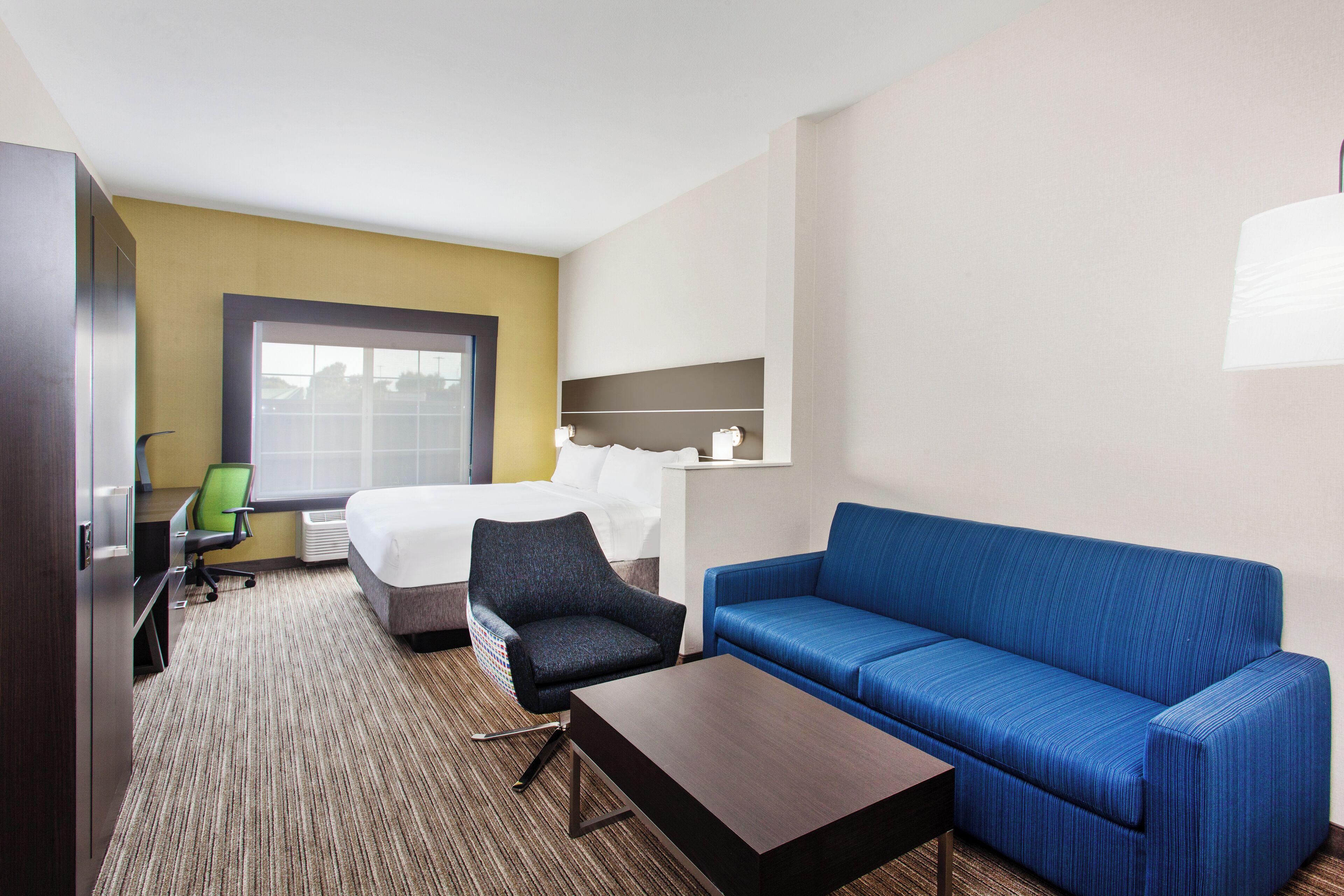 Standard King Room Sofa Bed