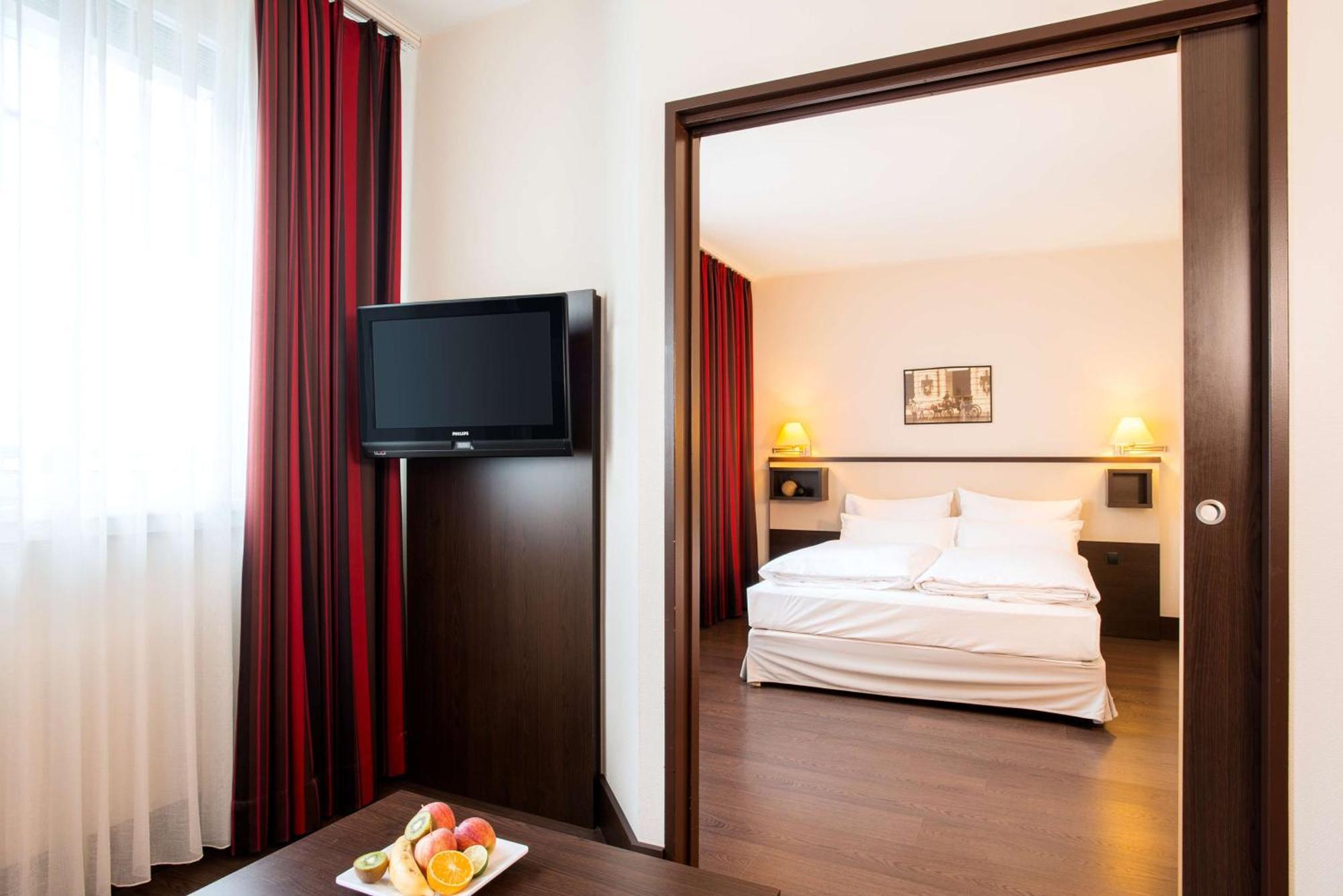 Superior Double or Twin Room,1709567814:JPEG