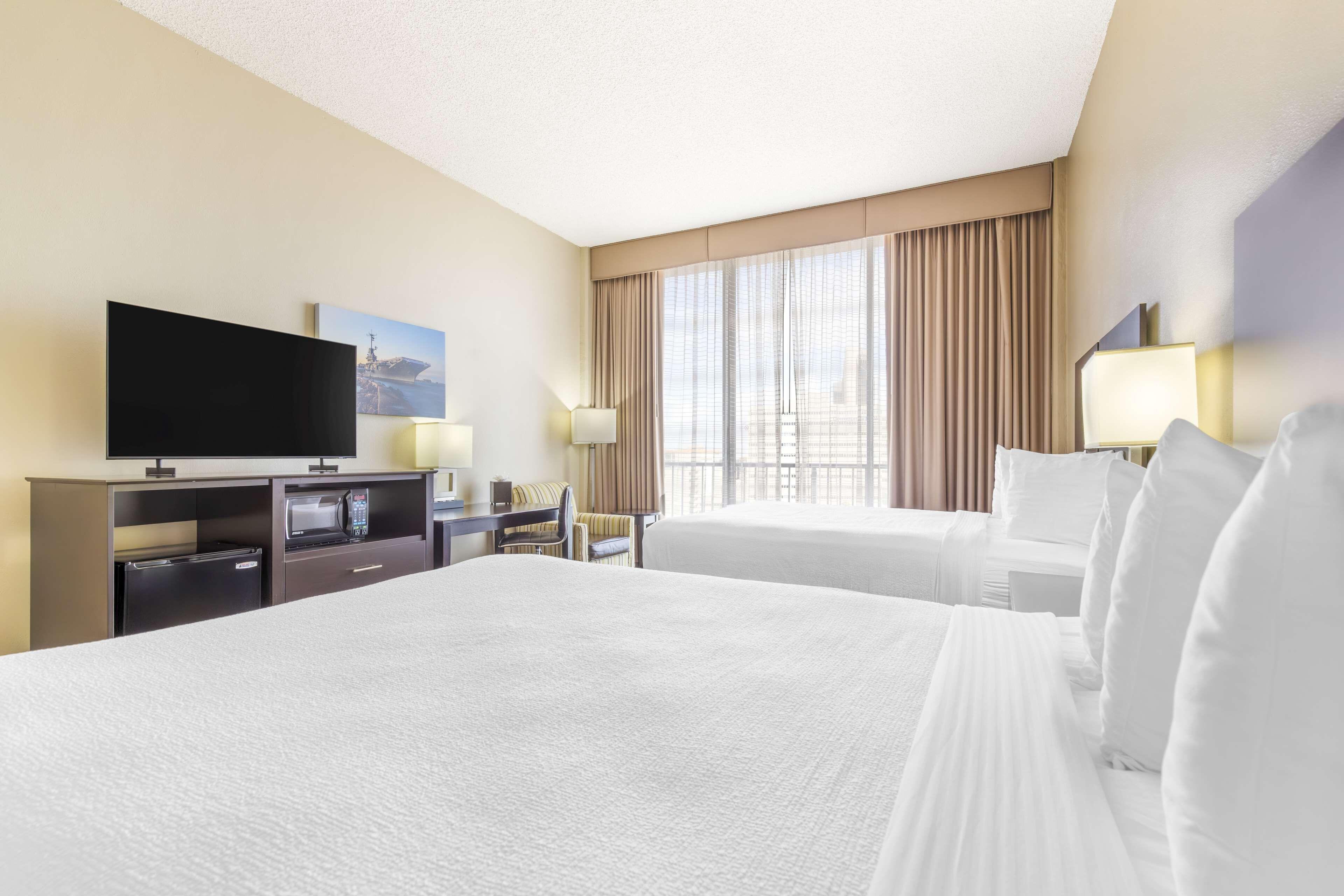 Queen Room Two Queen Beds