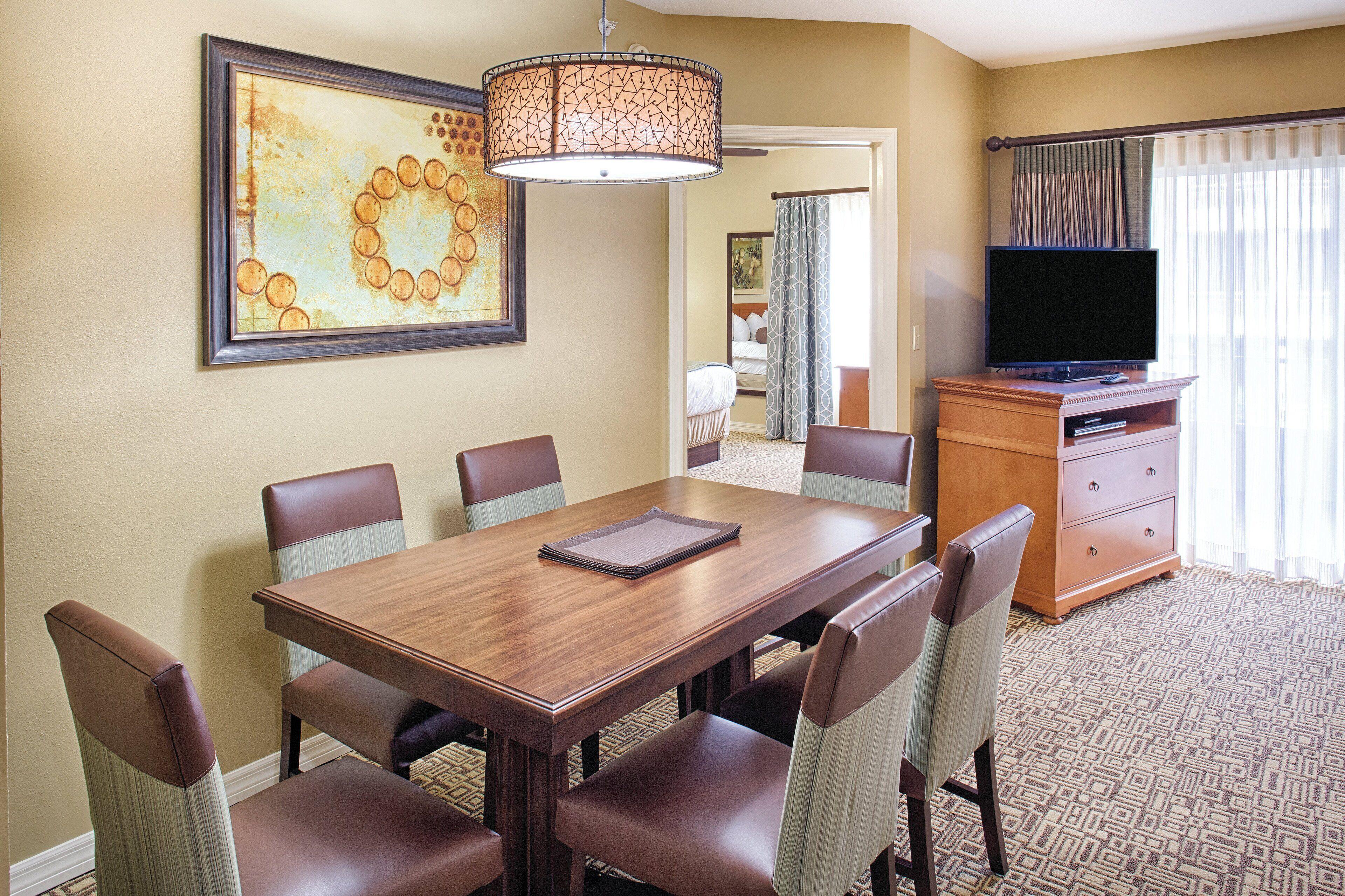Two-Bedroom Apartment,276601749:JPEG