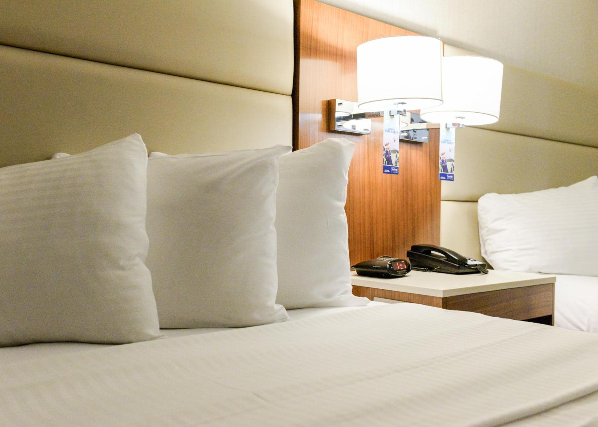 Studio Suite Two King Beds Non-Smoking