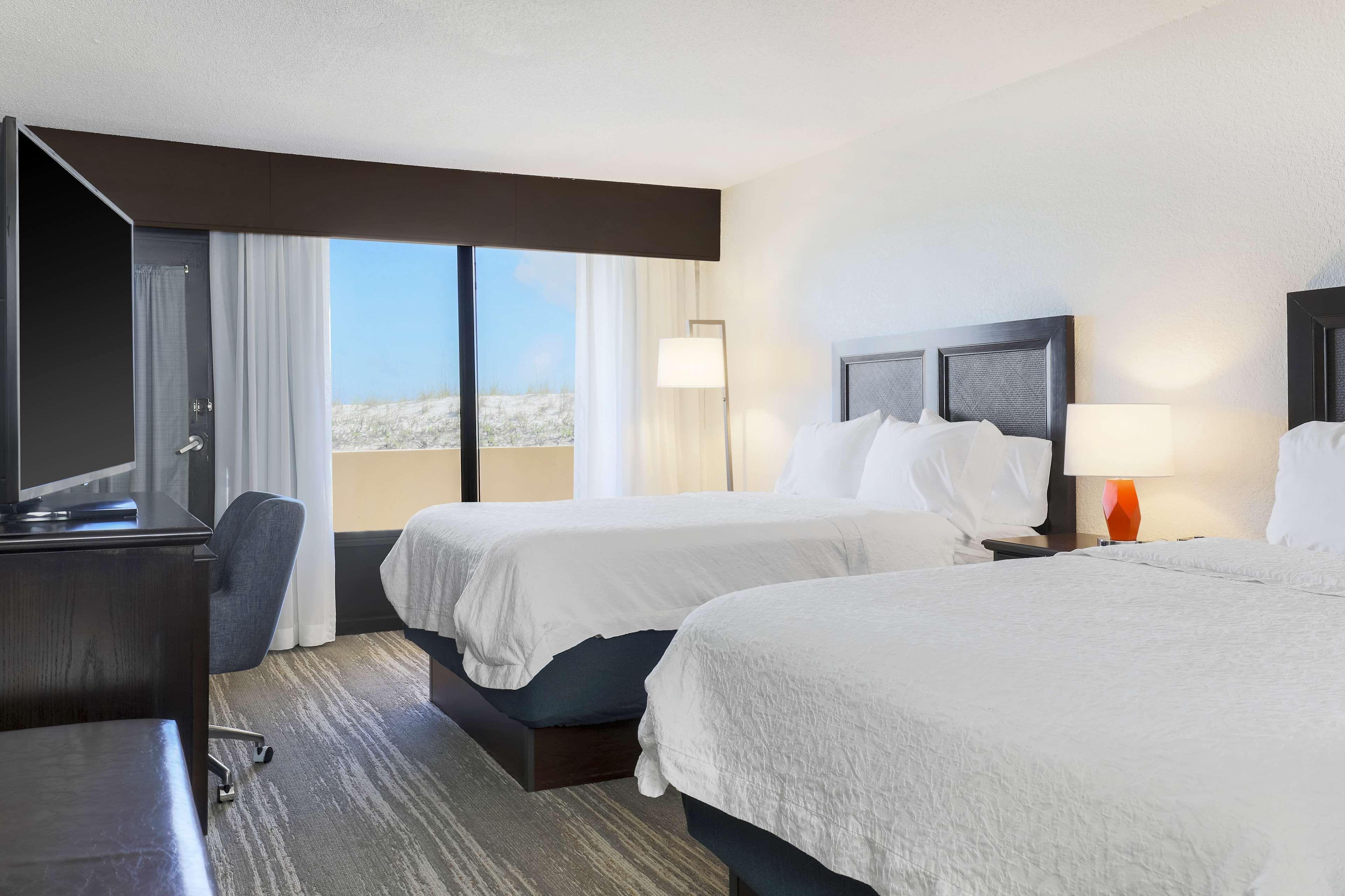Queen Room Two Queen Beds Dune View Non-Smoking