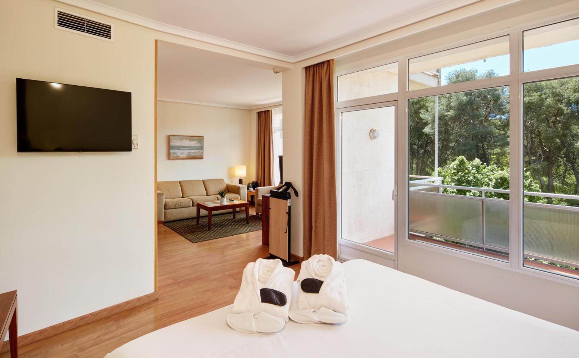 Junior Suite,1709712832:JPEG