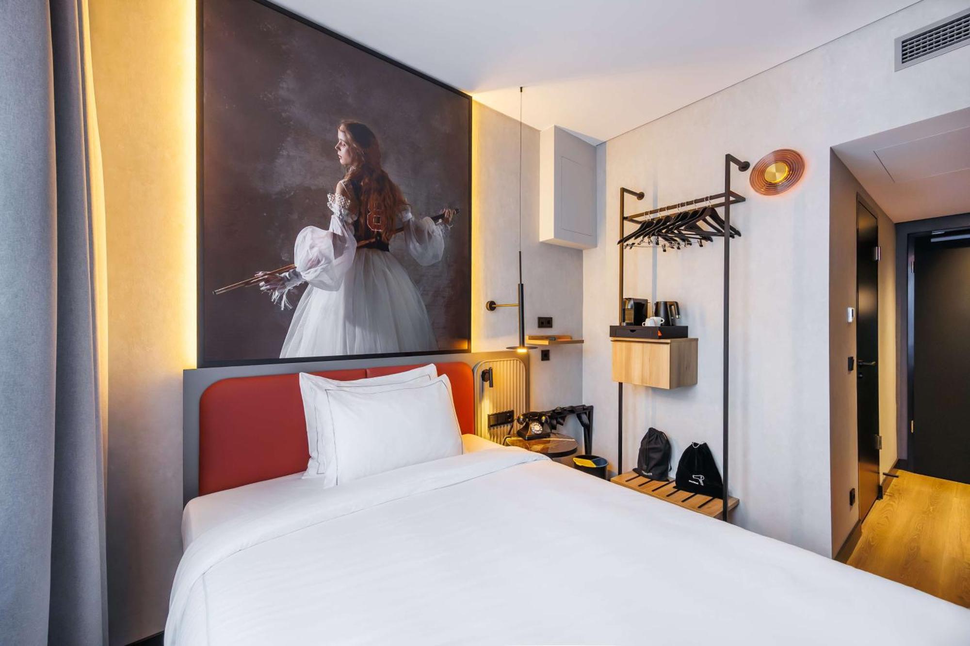 Standard Single Room,1709762115:JPEG