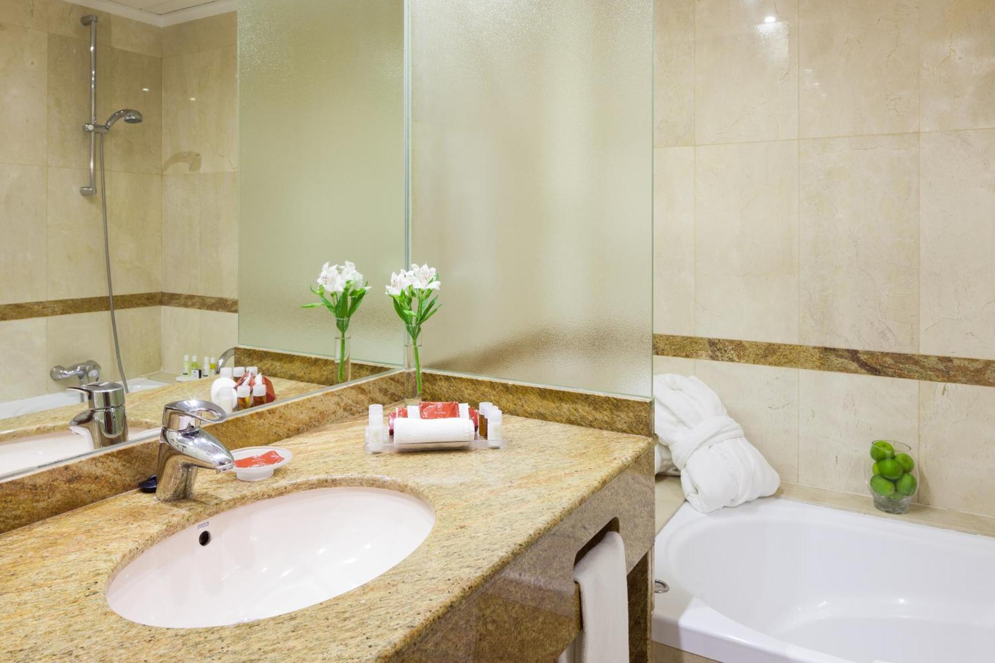 Double or Twin Room Terrace