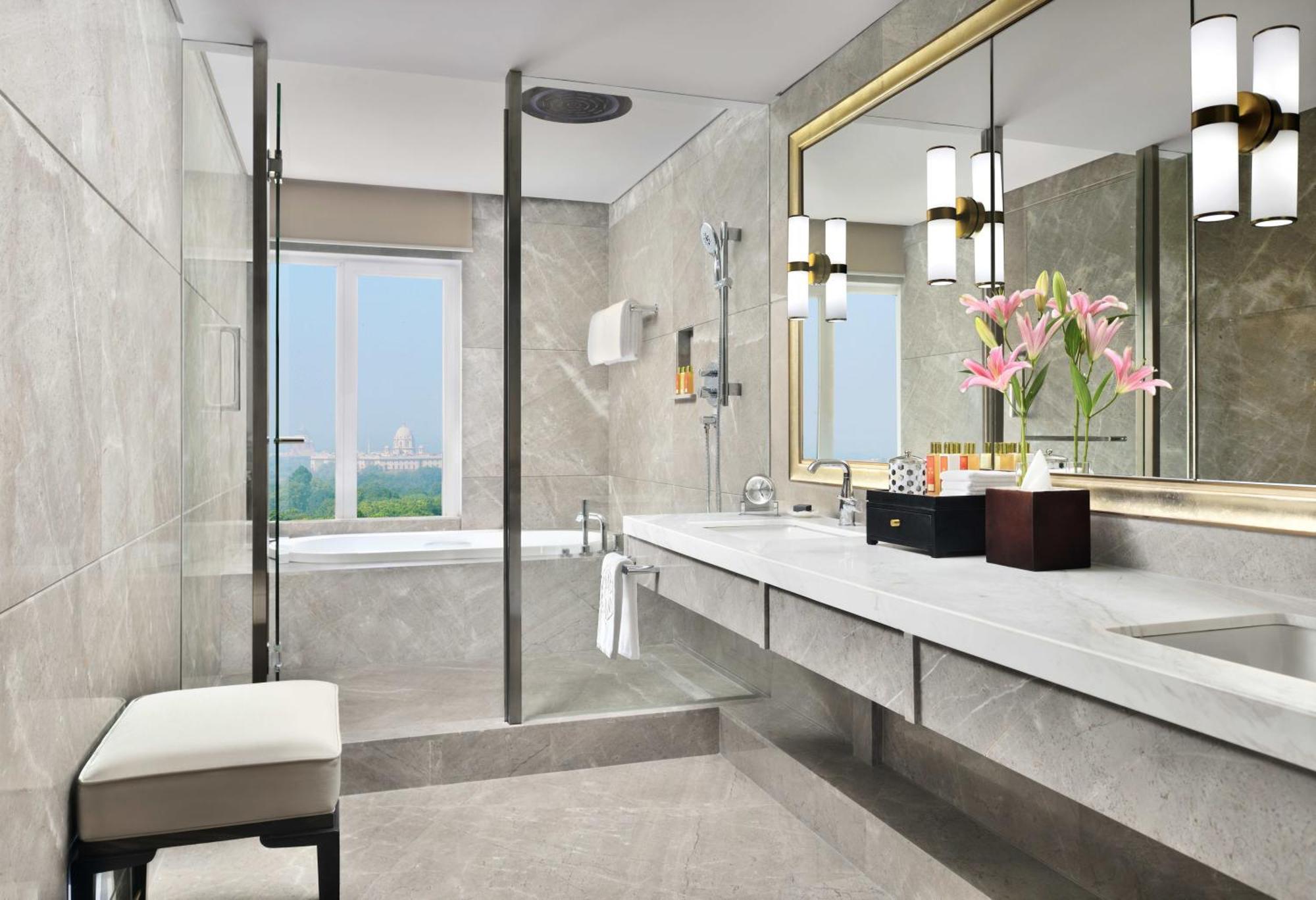 Taj Club Suite | One way Airport Transfer | Club Lounge Access