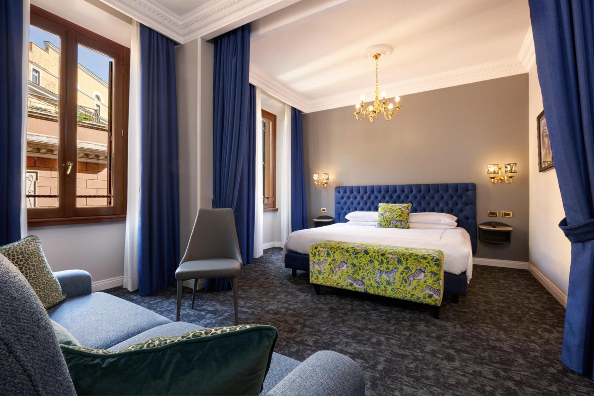 Junior Suite,1709810887:JPEG