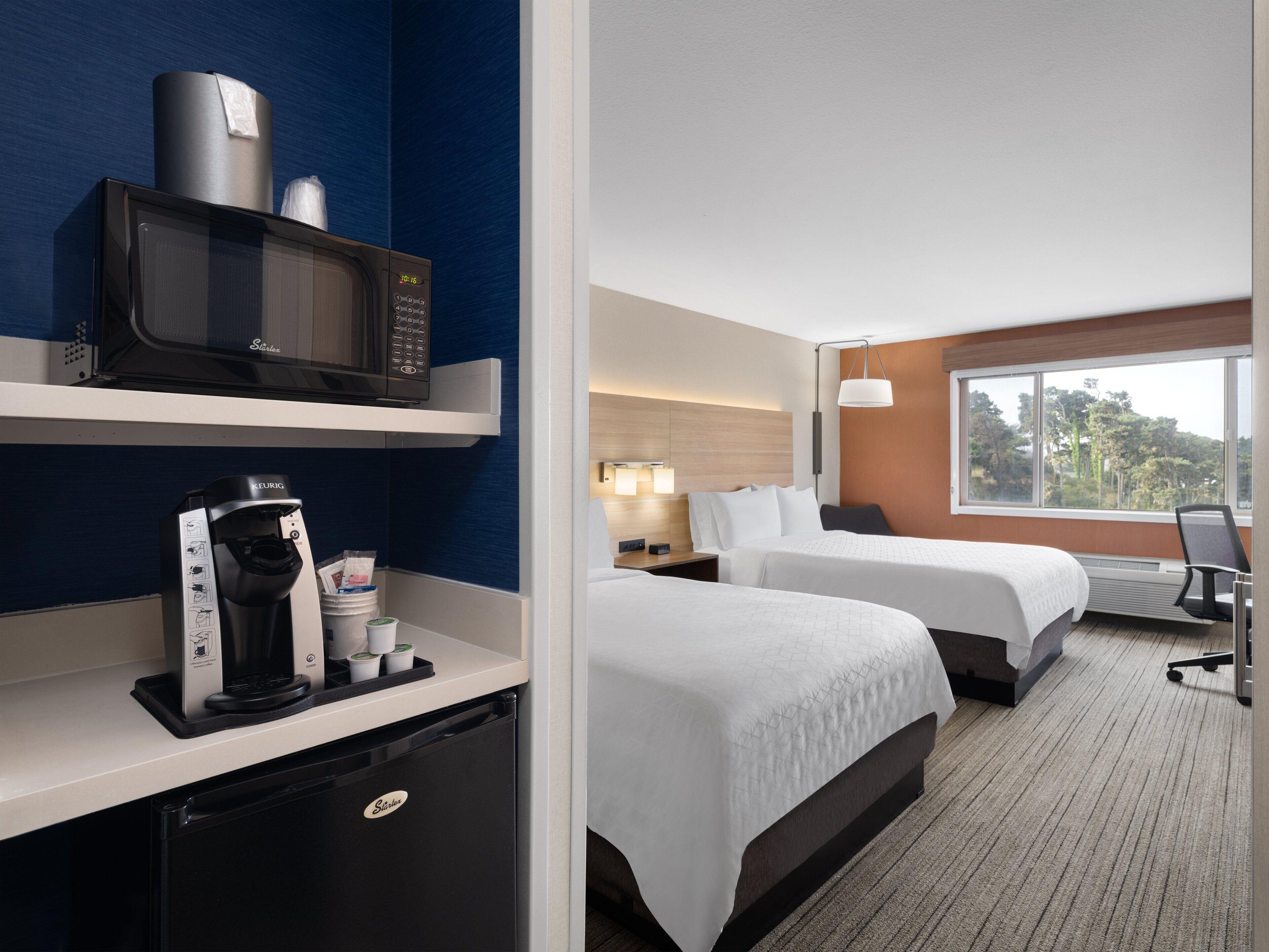 Queen Room Two Queen Beds View