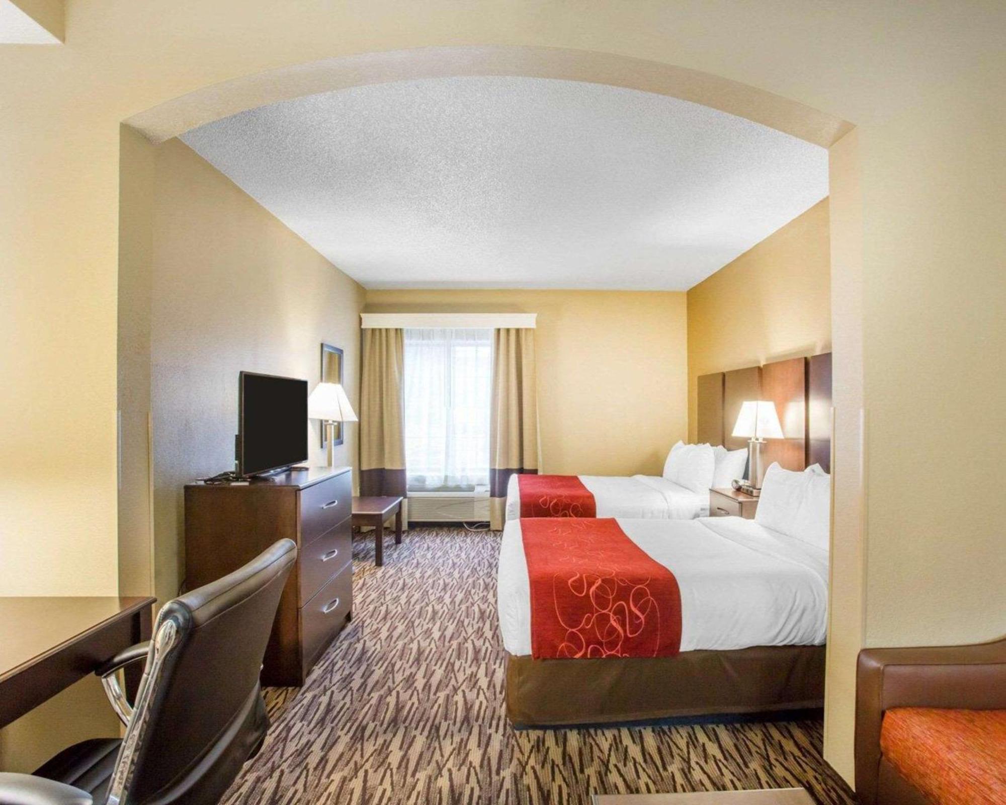 Queen Suite Two Queen Beds Non-Smoking