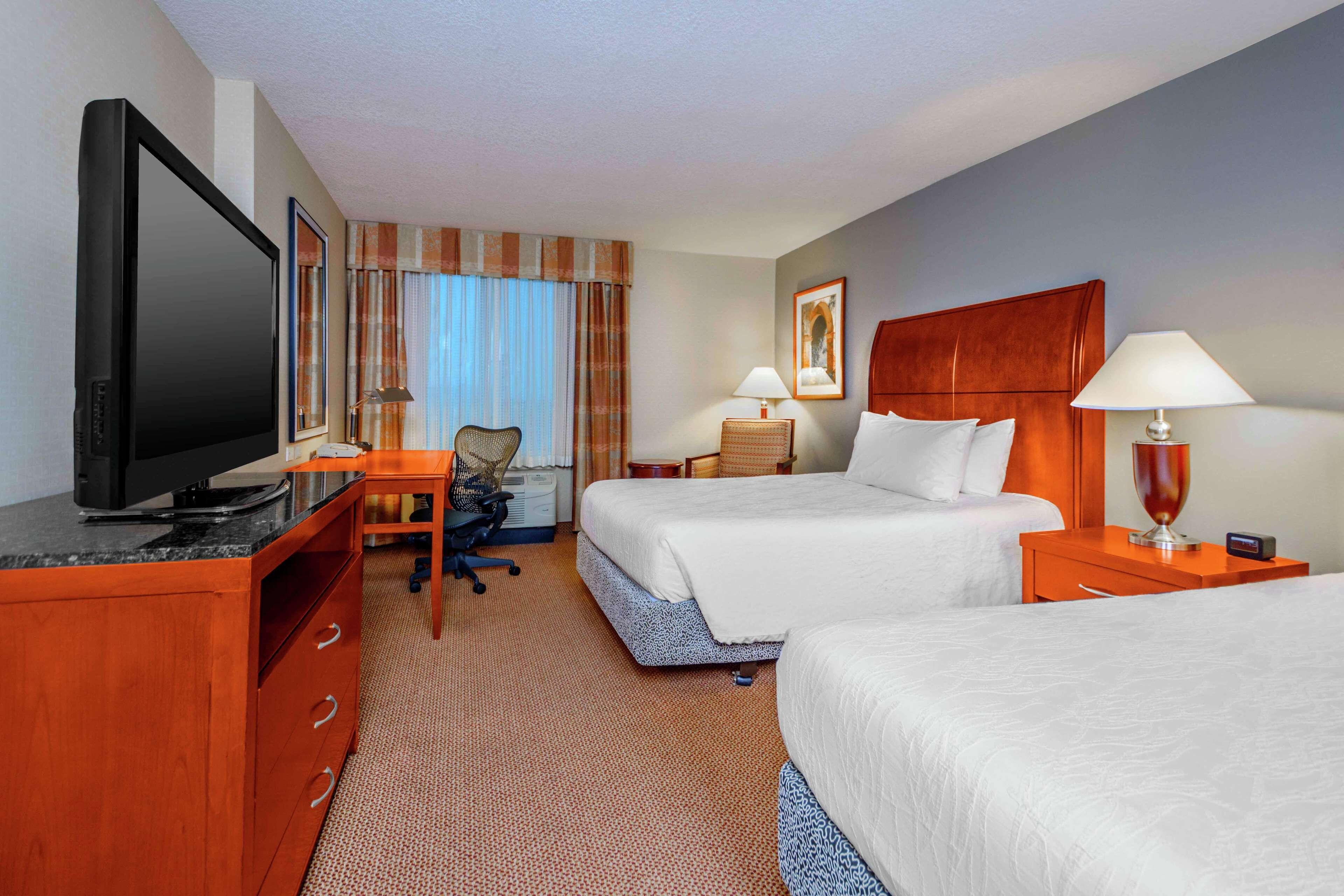 Queen Room Two Queen Beds Hearing Access