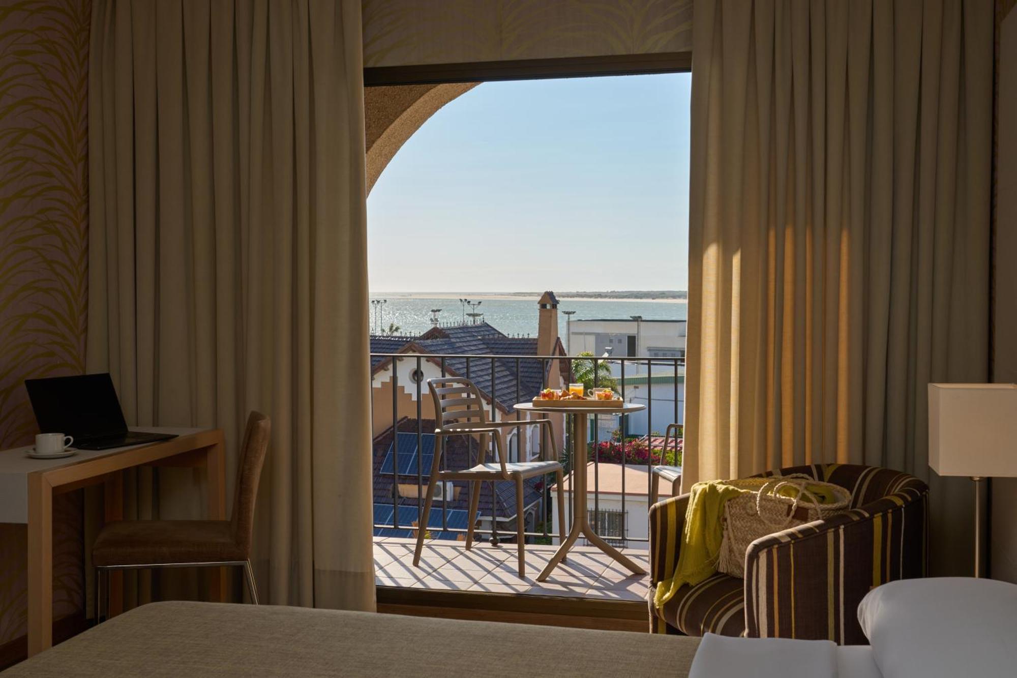 Twin Room Terrace,1594671295:JPEG