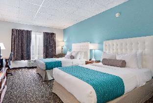 Queen Room Two Queen Beds Mobility Access or Non-Smoking