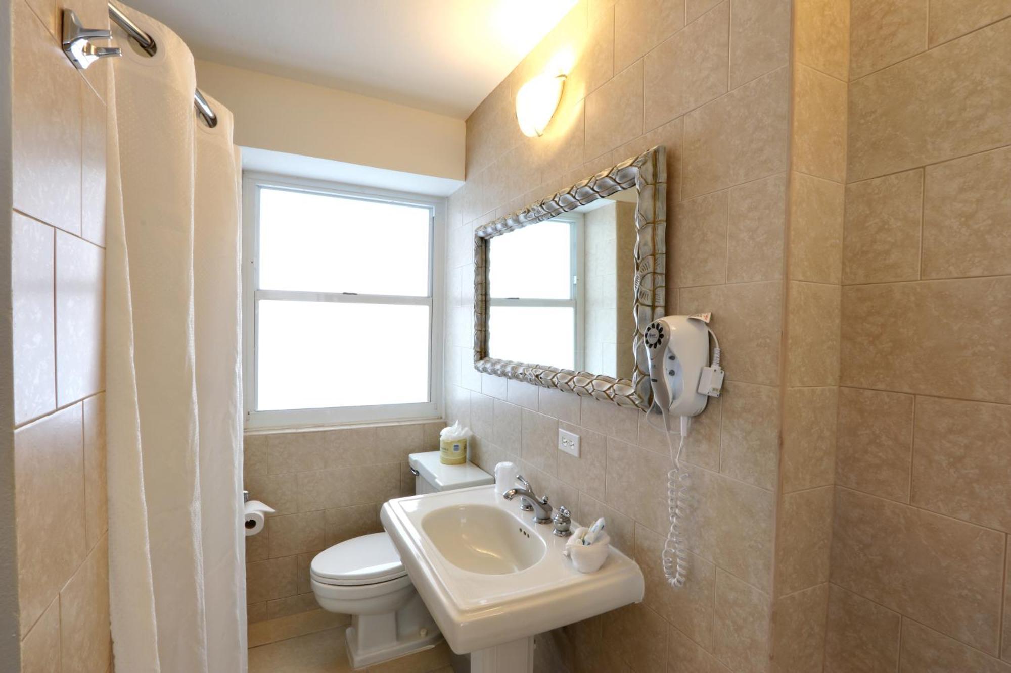 Two Double High Floor